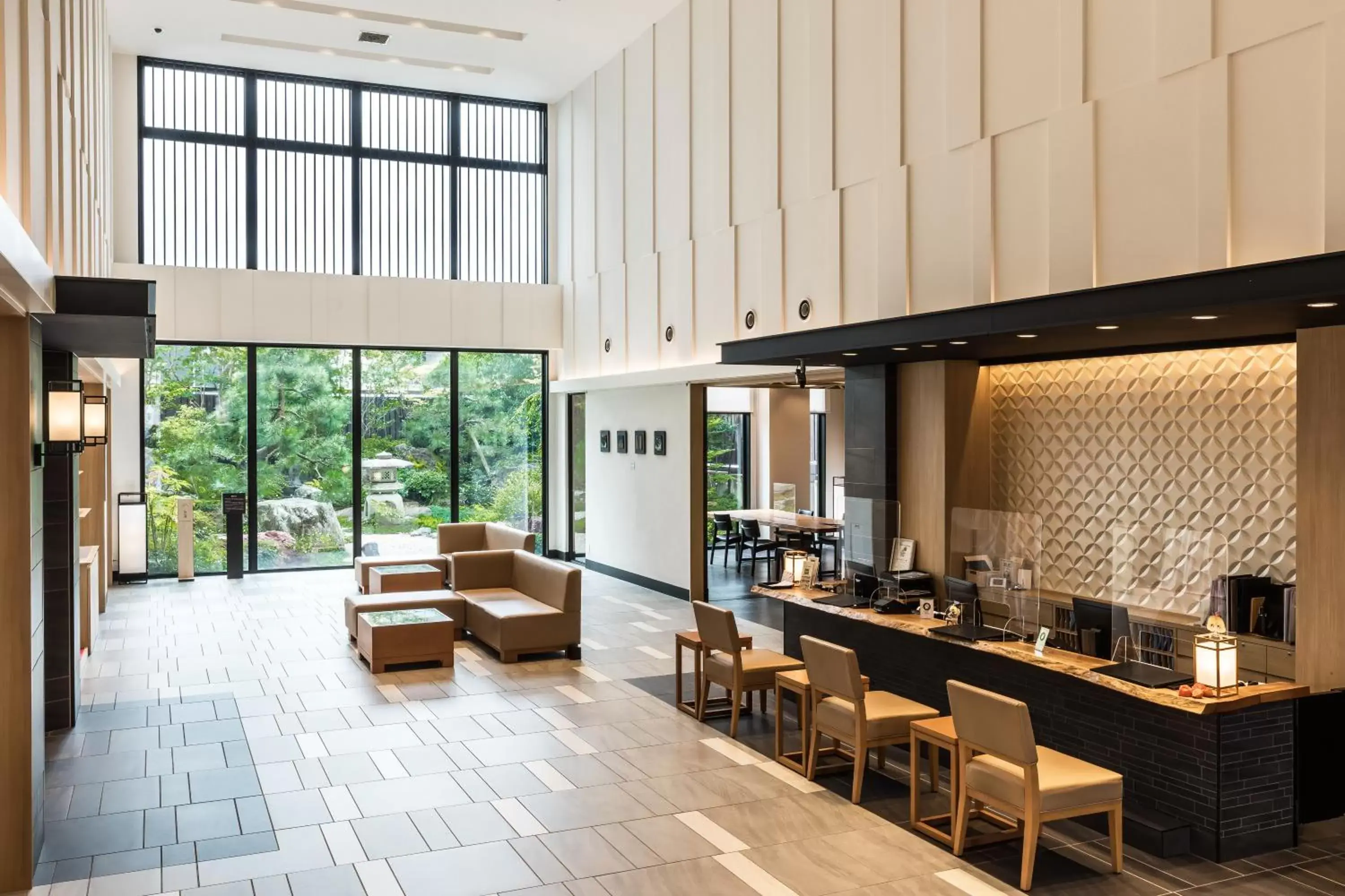 Lobby or reception, Restaurant/Places to Eat in Kanazawa Sainoniwa Hotel