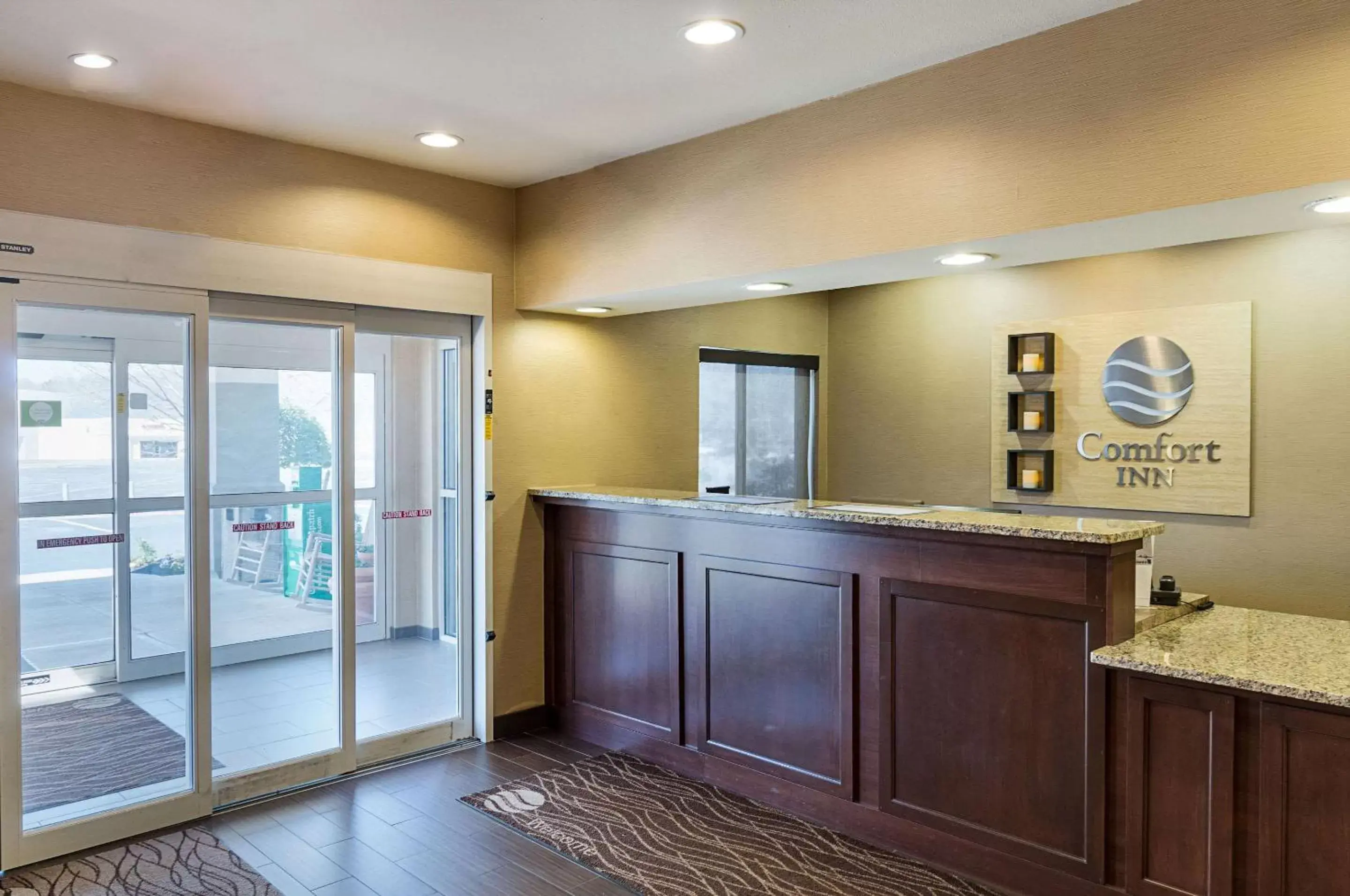 Lobby or reception, Lobby/Reception in Comfort Inn Barboursville near Huntington Mall area