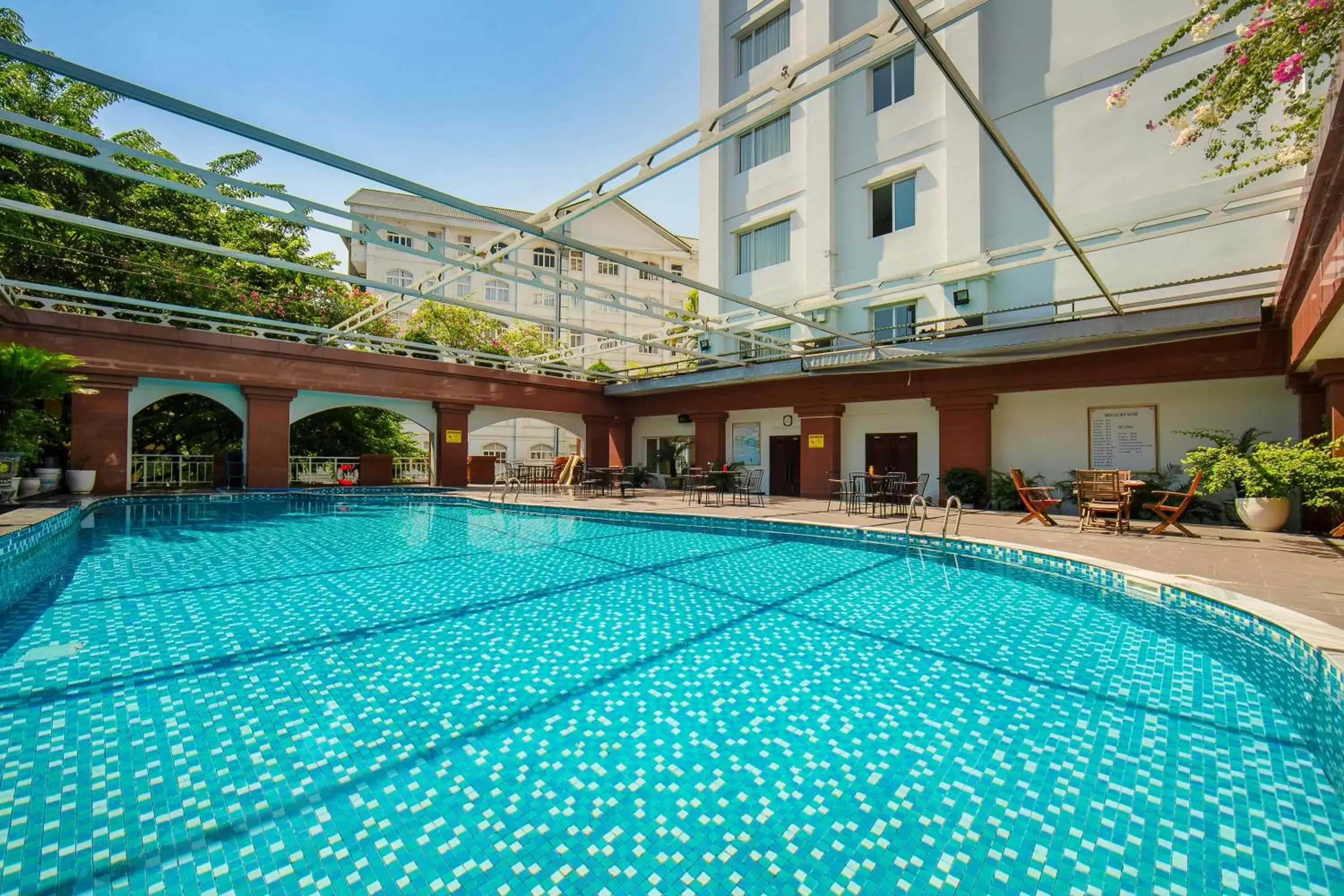 Swimming pool in Lao Cai Star Hotel Swimming pool in Lao Cai Star Hotel