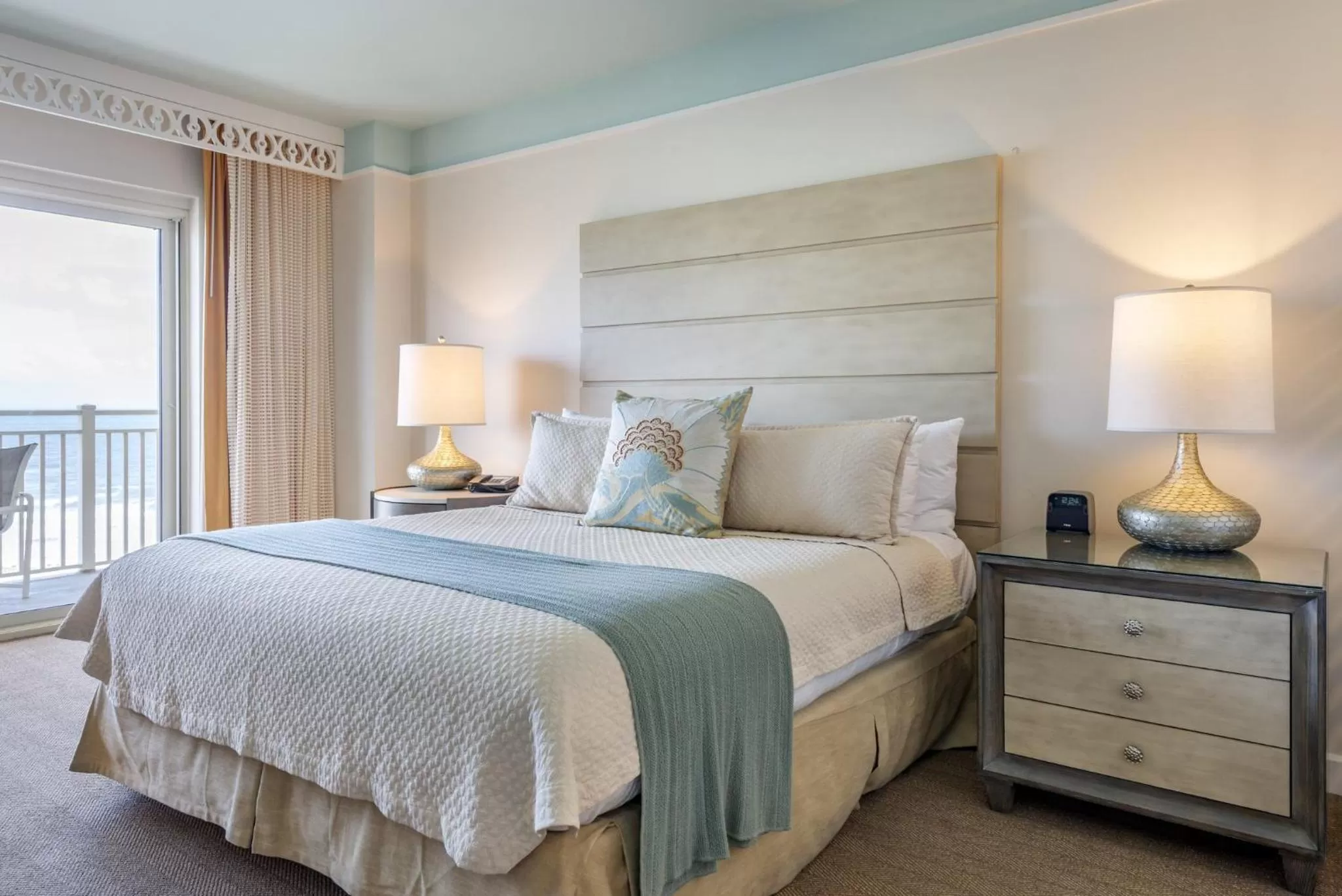 Bedroom, Bed in Omni Amelia Island Resort