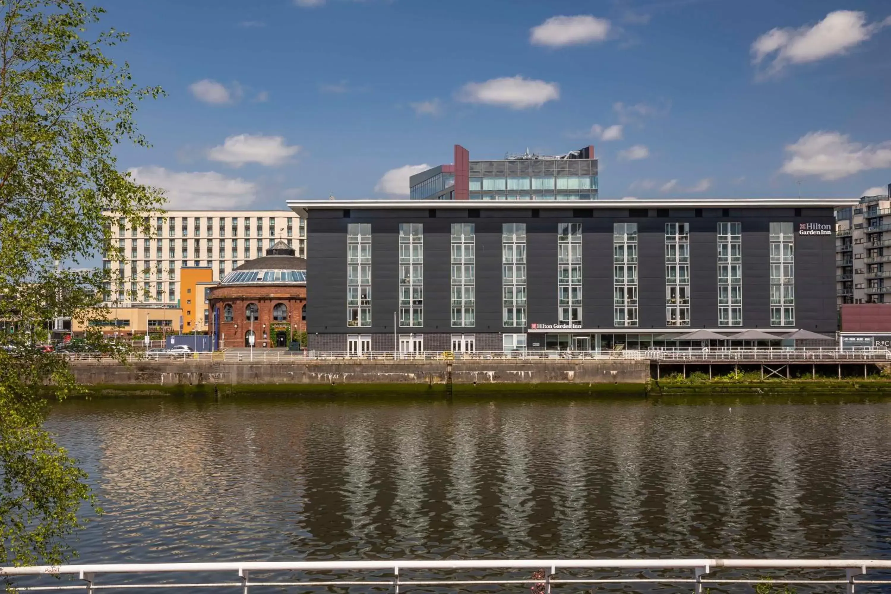 Patio, Property Building in Hilton Garden Inn Glasgow City Centre