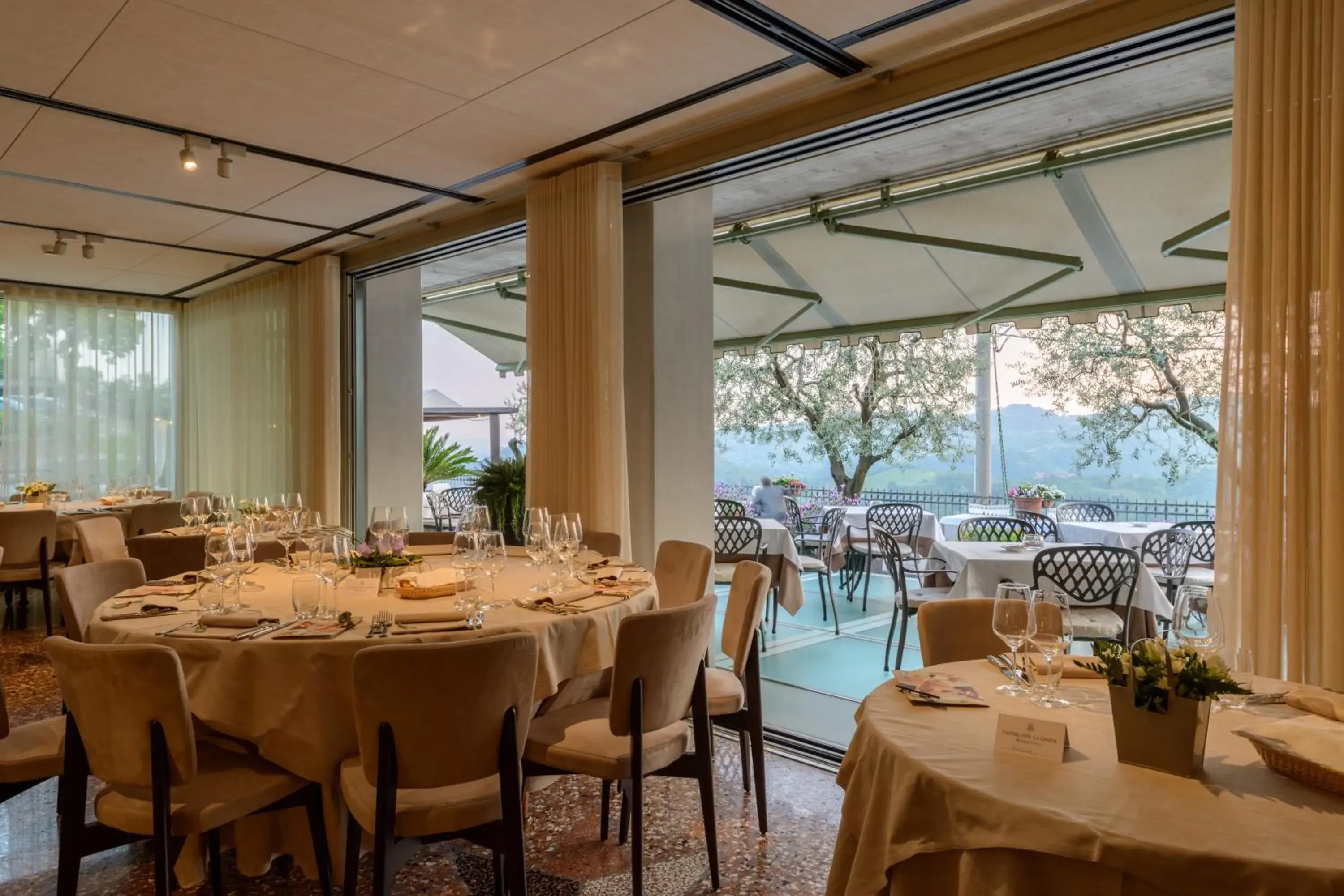 Lounge or bar, Restaurant/Places to Eat in Hotel Ristorante La Rosina