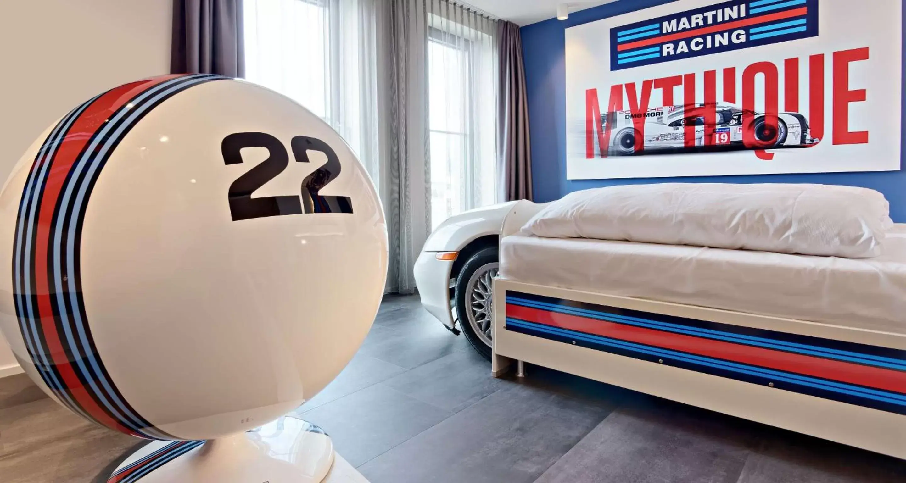 Bedroom in V8 HOTEL Motorworld Region Stuttgart