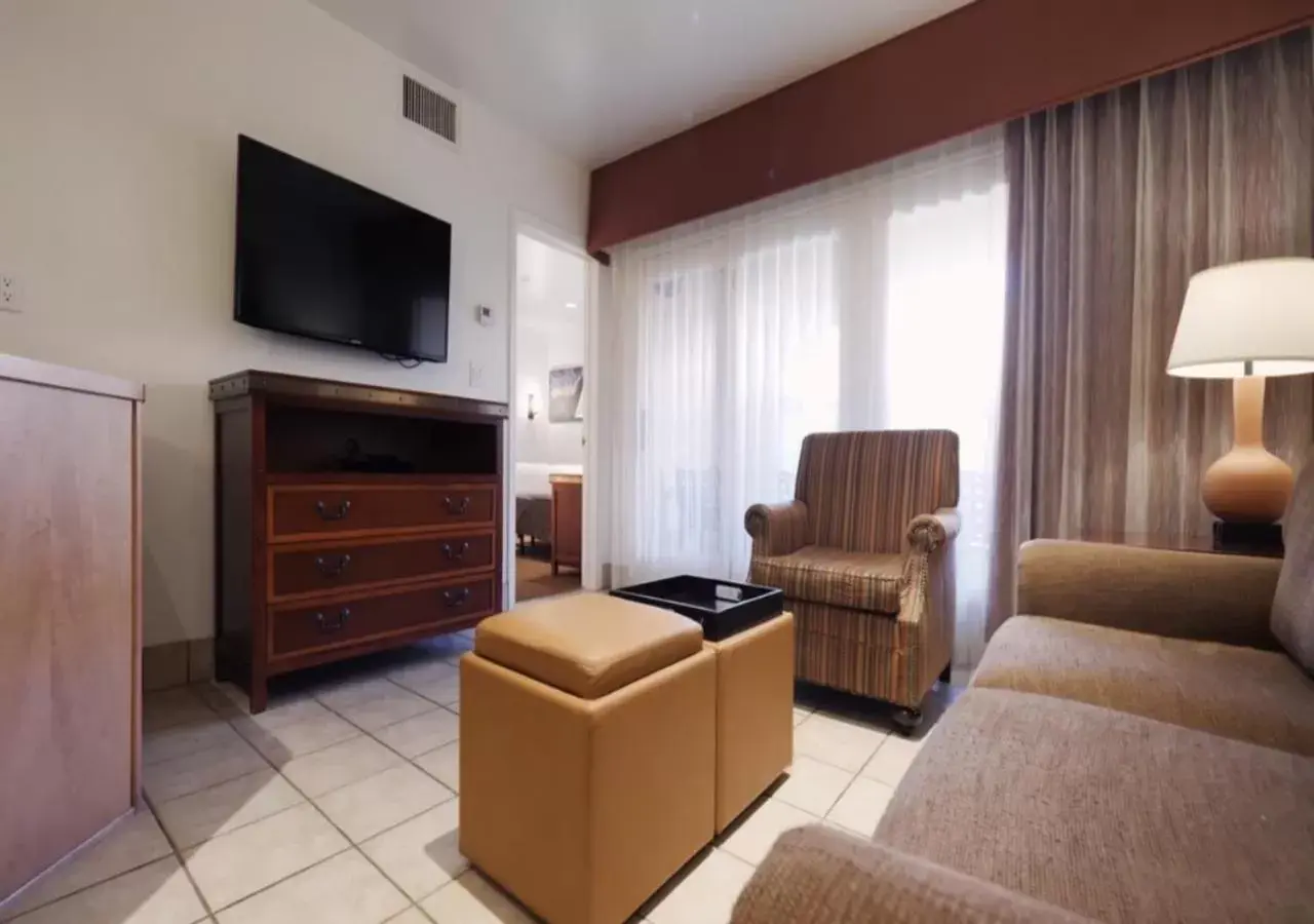 TV and multimedia, TV/Entertainment Center in Los Abrigados Resort and Spa