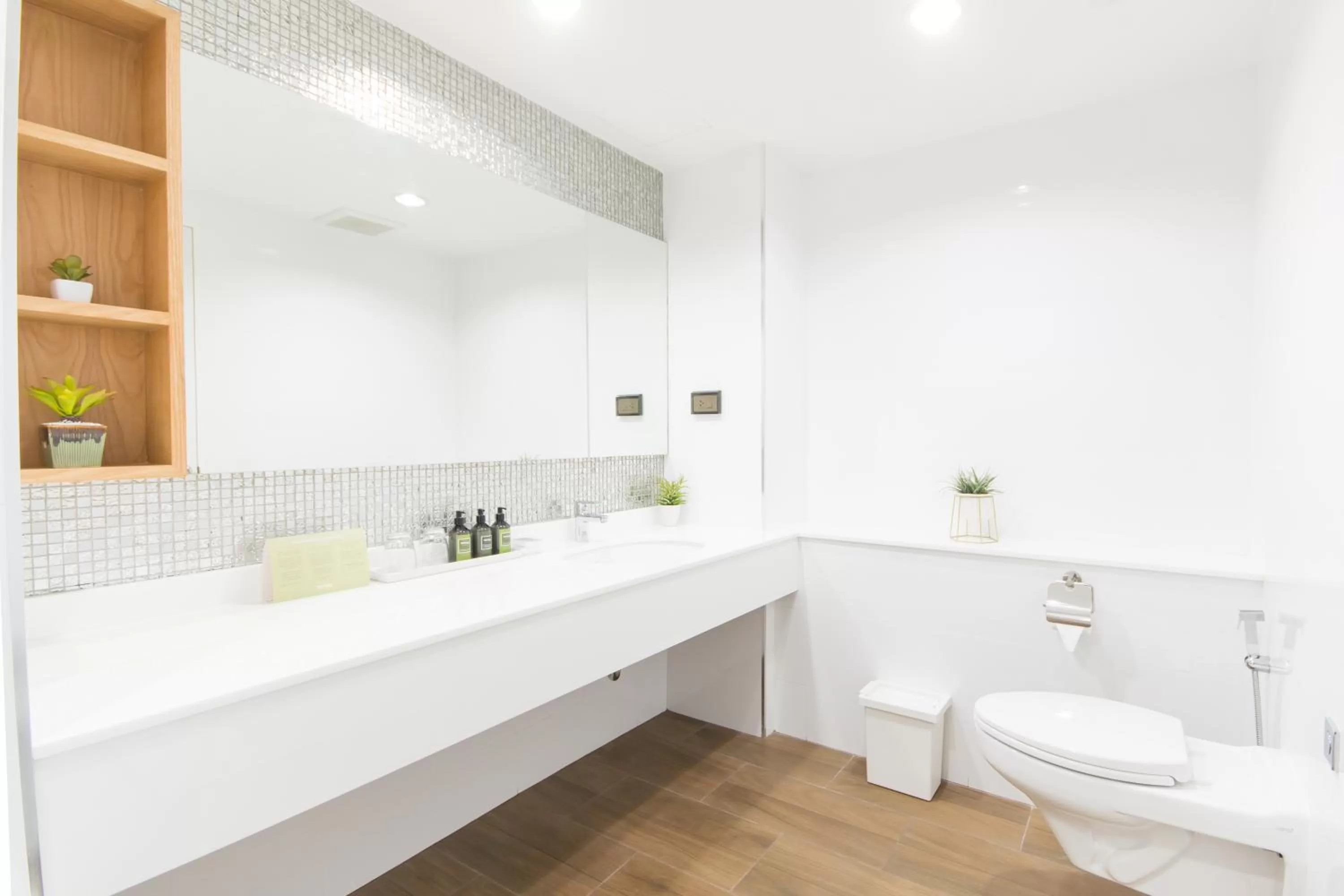 Toilet in Jasmine Resort Sriracha