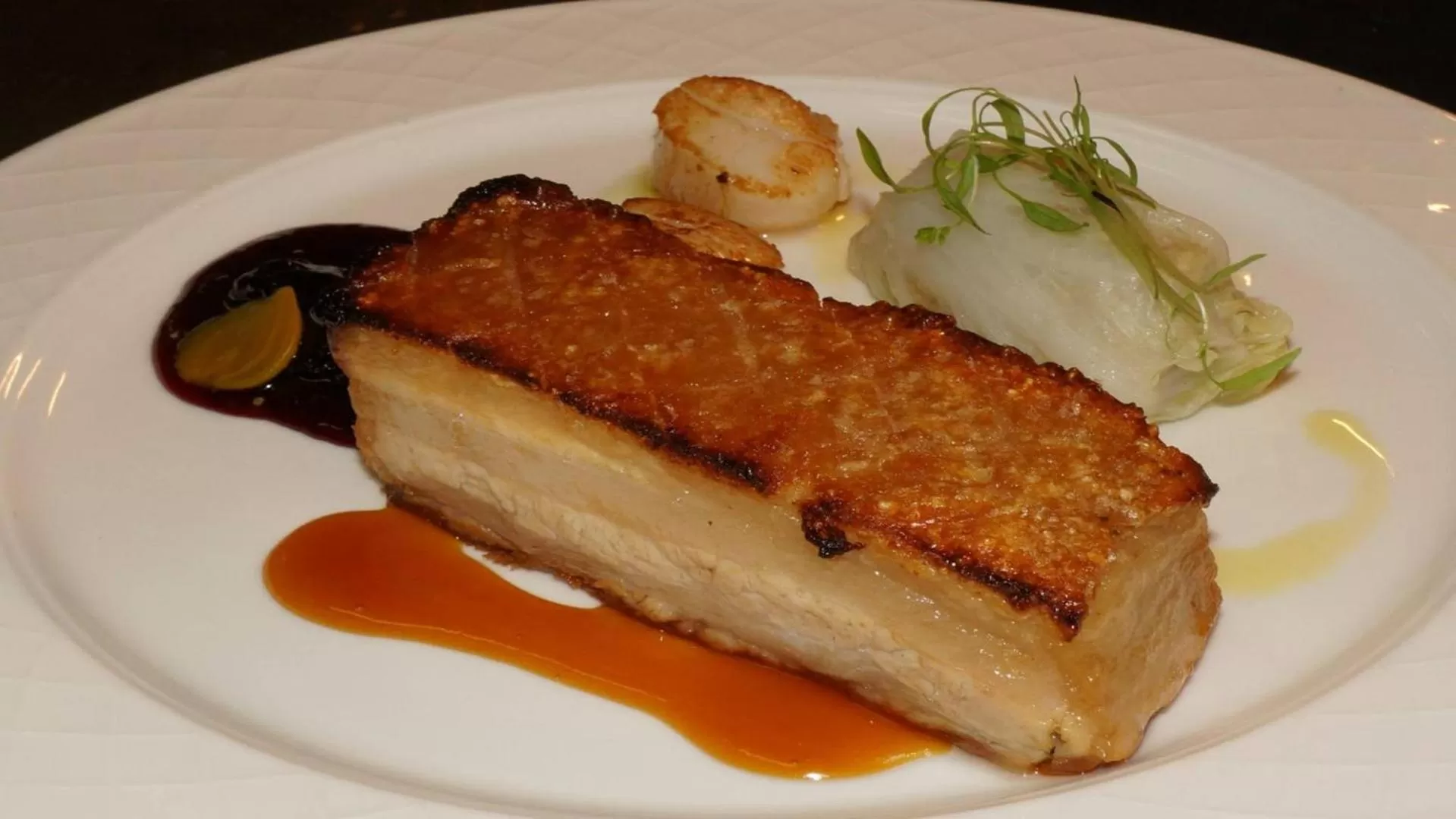 Restaurant/places to eat in Hyde Park Inn