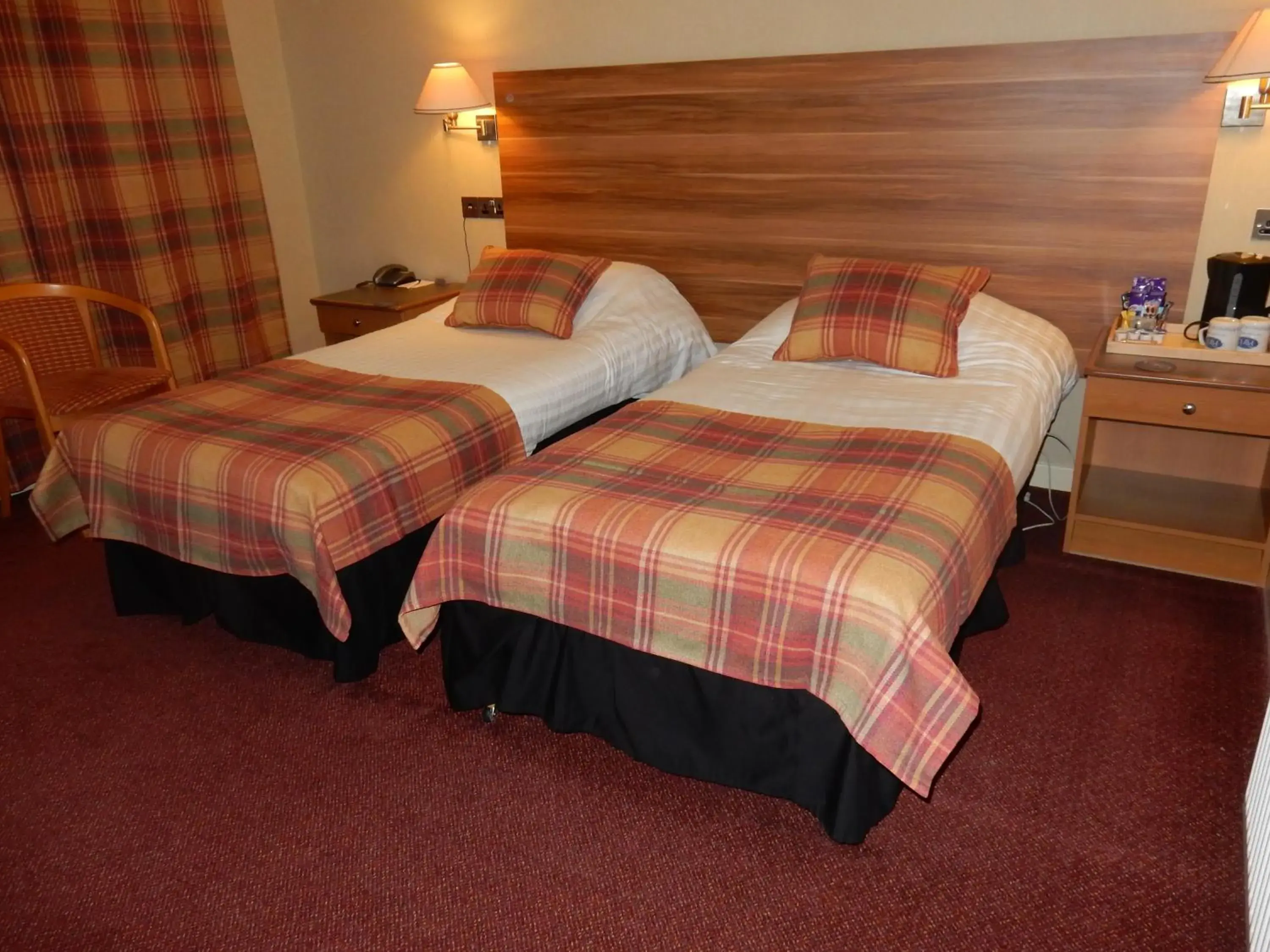 Photo of the whole room, Bed in Park Hotel