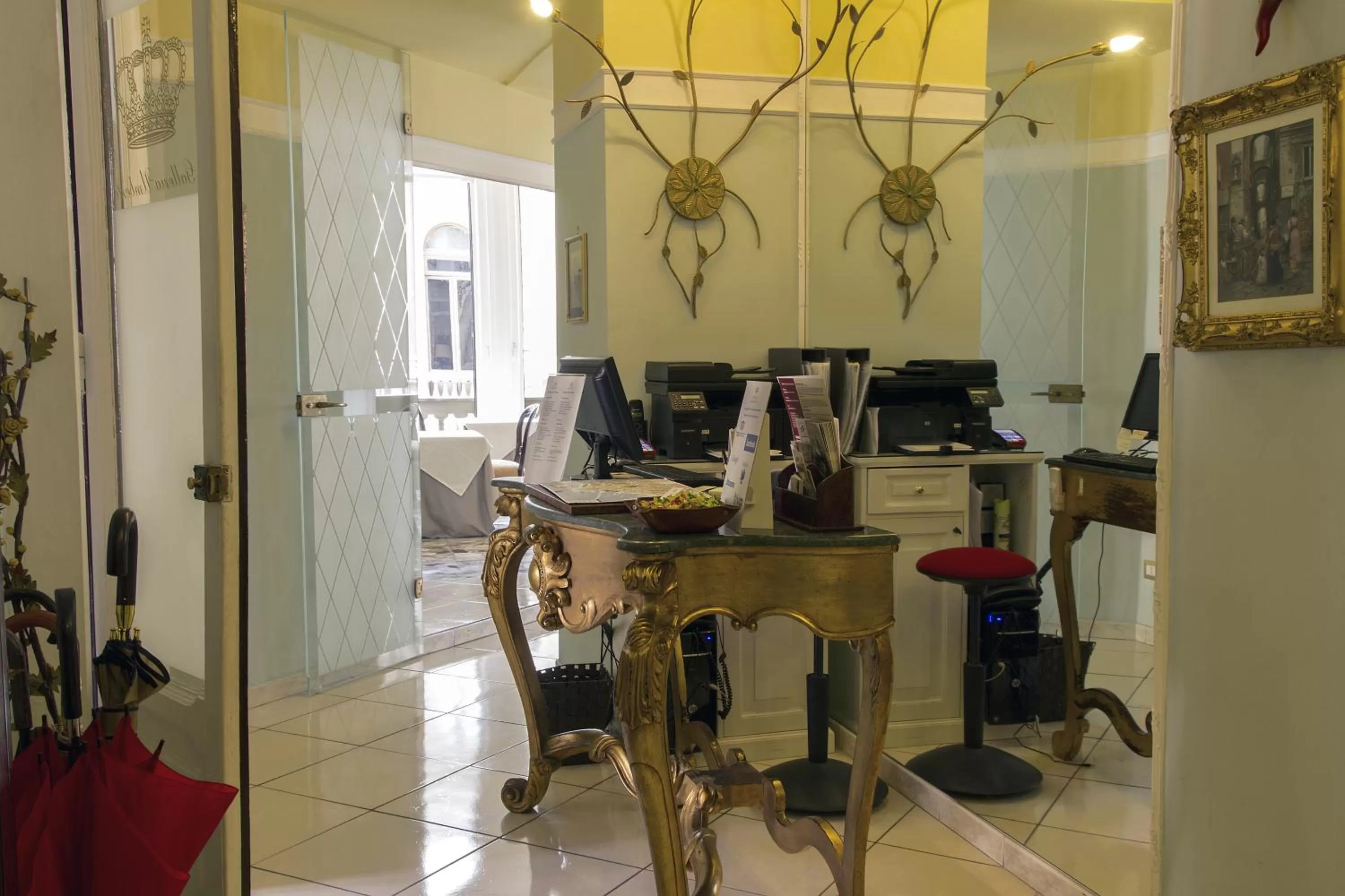 Lobby or reception in B&B Art Suite Santa Brigida