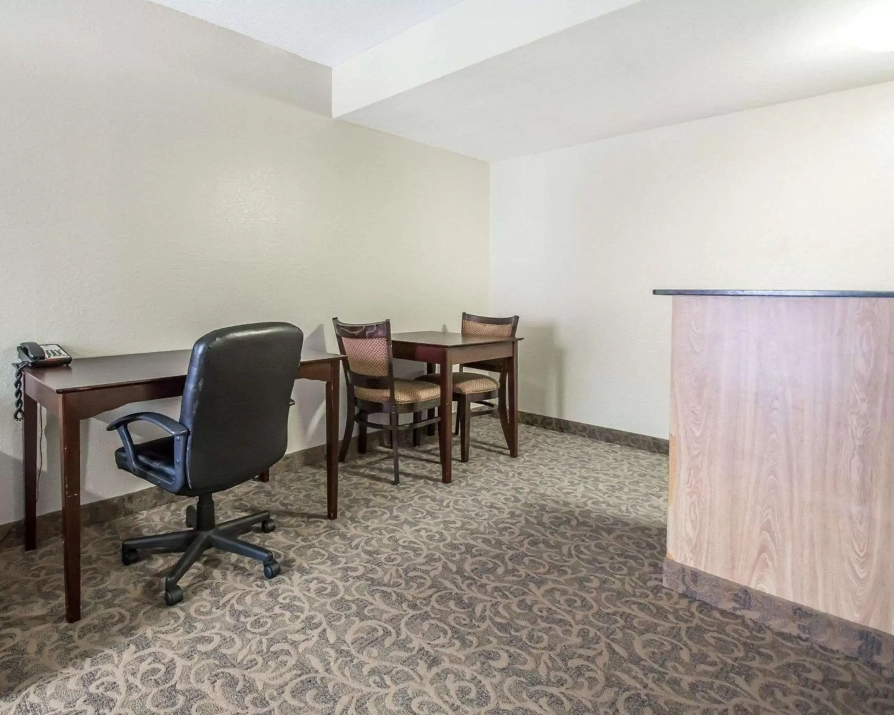 Photo of the whole room in Quality Inn & Suites By the Parks