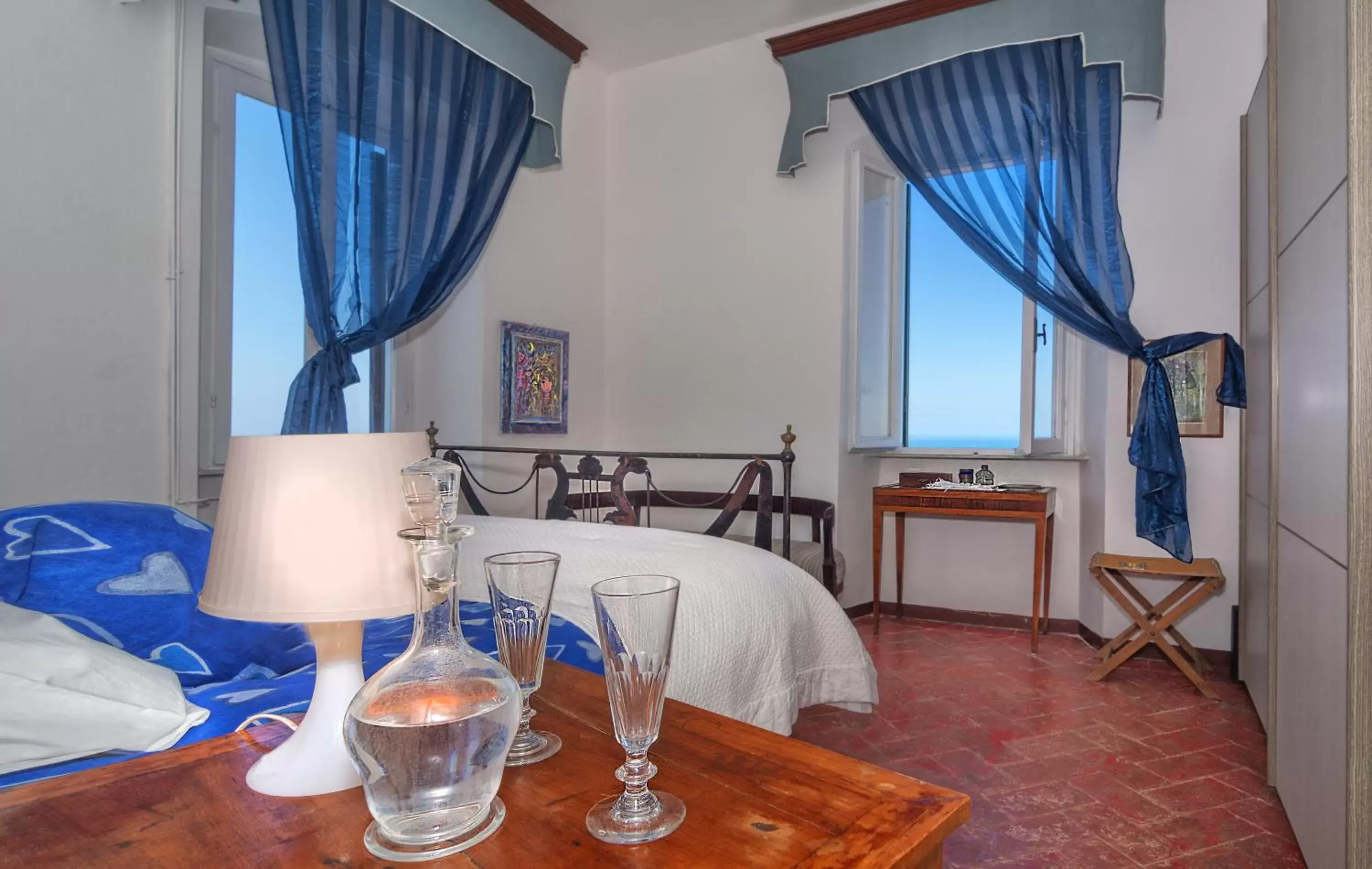 Double Room with Sea View and Private External Bathroom - single occupancy in Villa Eugenia Double Room with Sea View and Private External Bathroom - single occupancy in Villa Eugenia