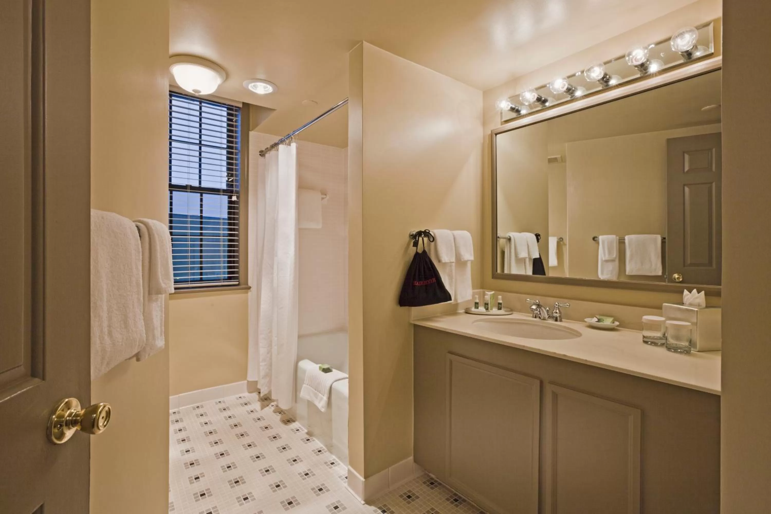 Bathroom in Henley Park Hotel