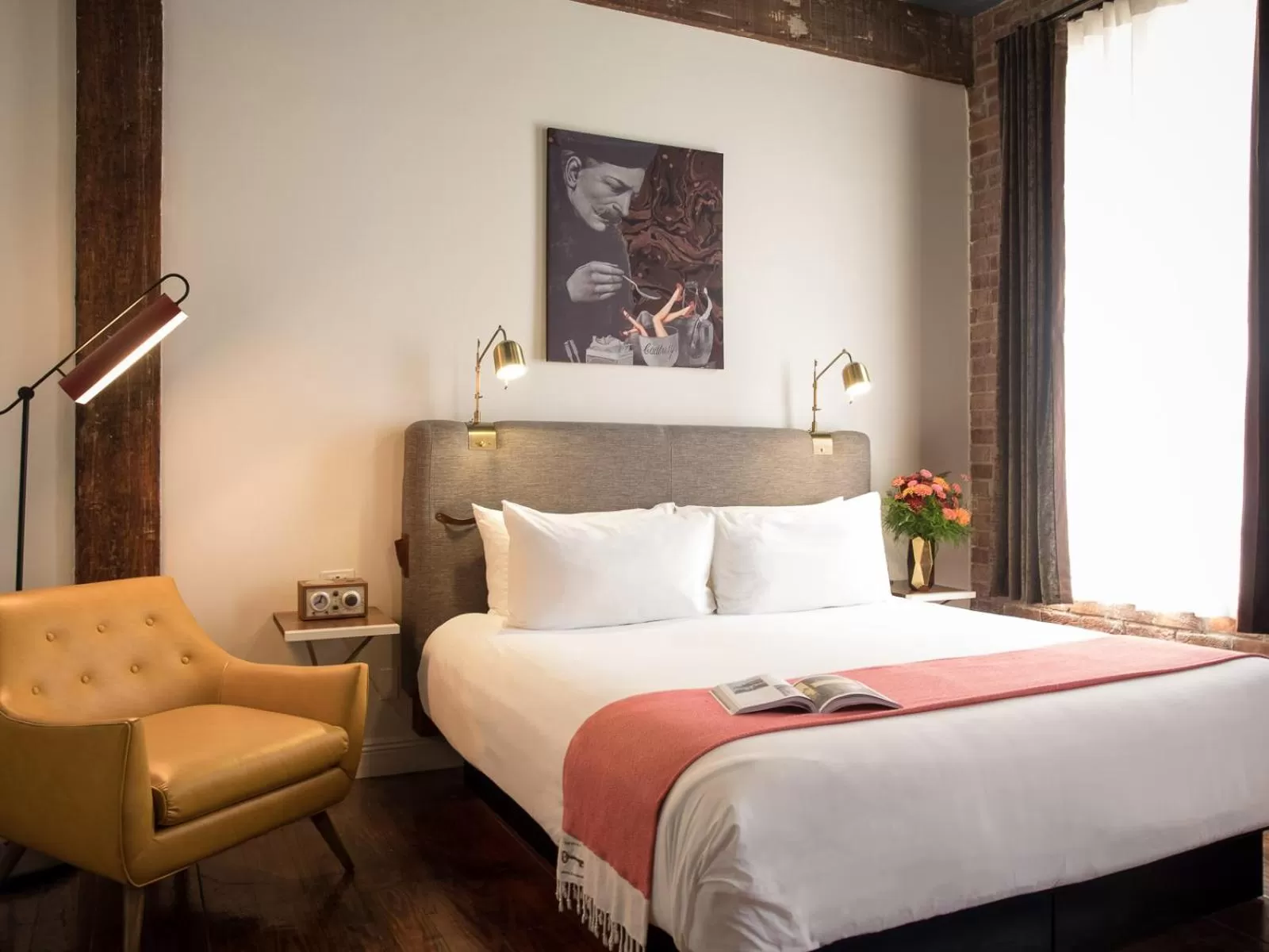 Bed in The Old No. 77 Hotel & Chandlery