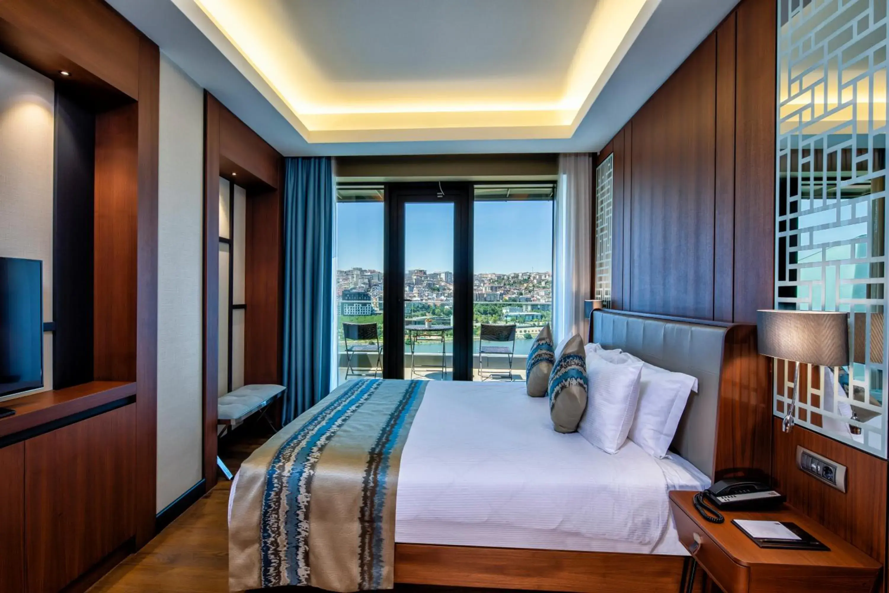 Bed in Clarion Hotel Golden Horn