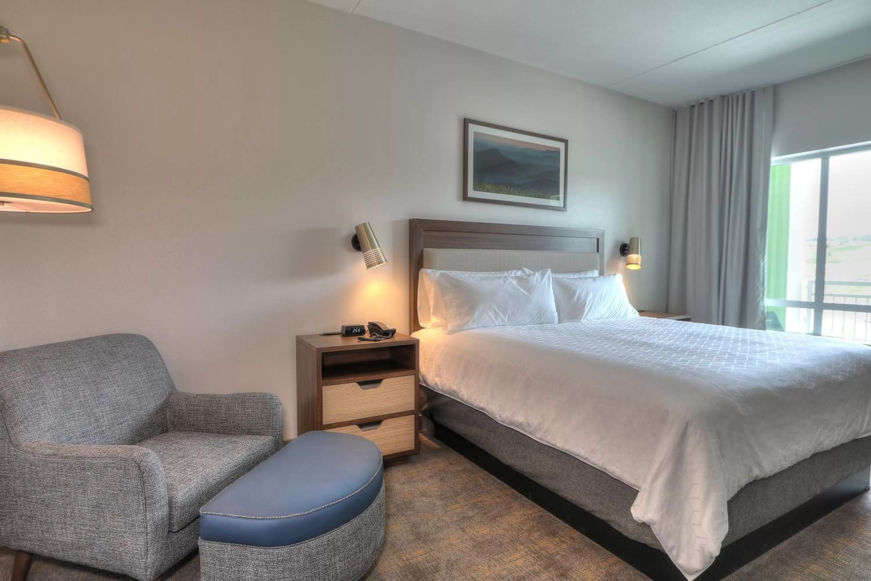 Bedroom, Bed in Holiday Inn & Suites Pigeon Forge Convention Center by IHG