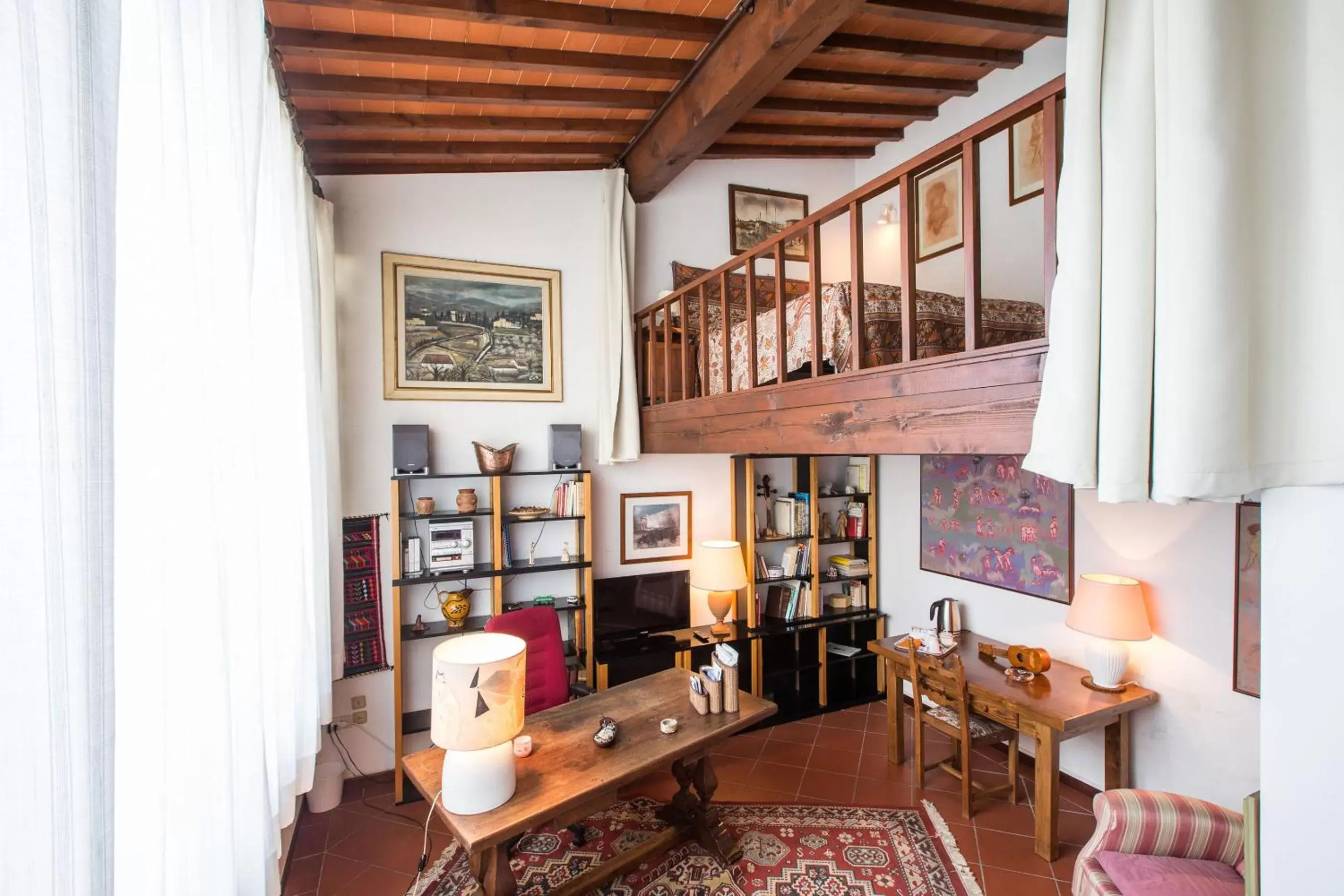 Photo of the whole room in Independent loft on Florence's hills