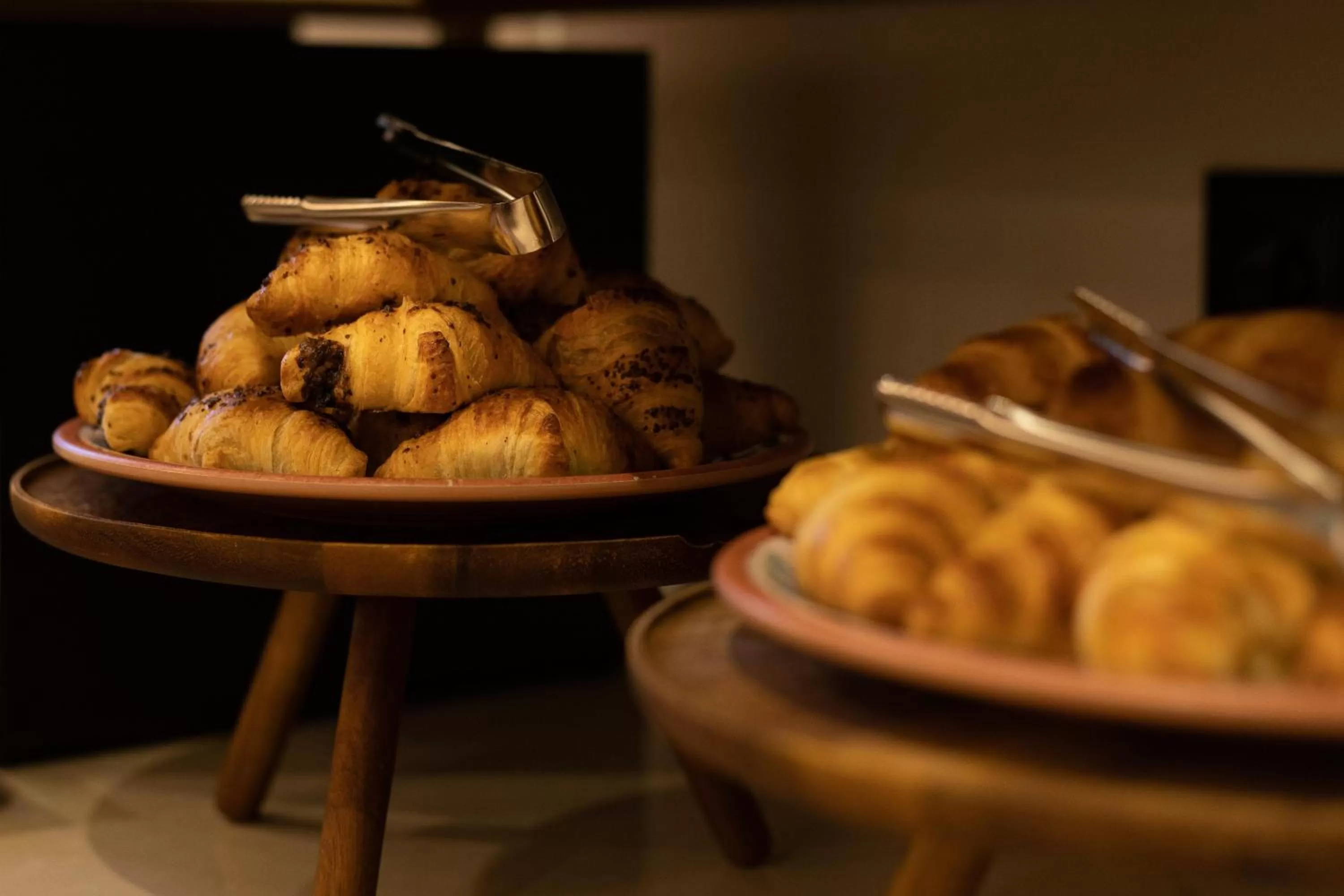 Restaurant/places to eat in AP Dona Aninhas