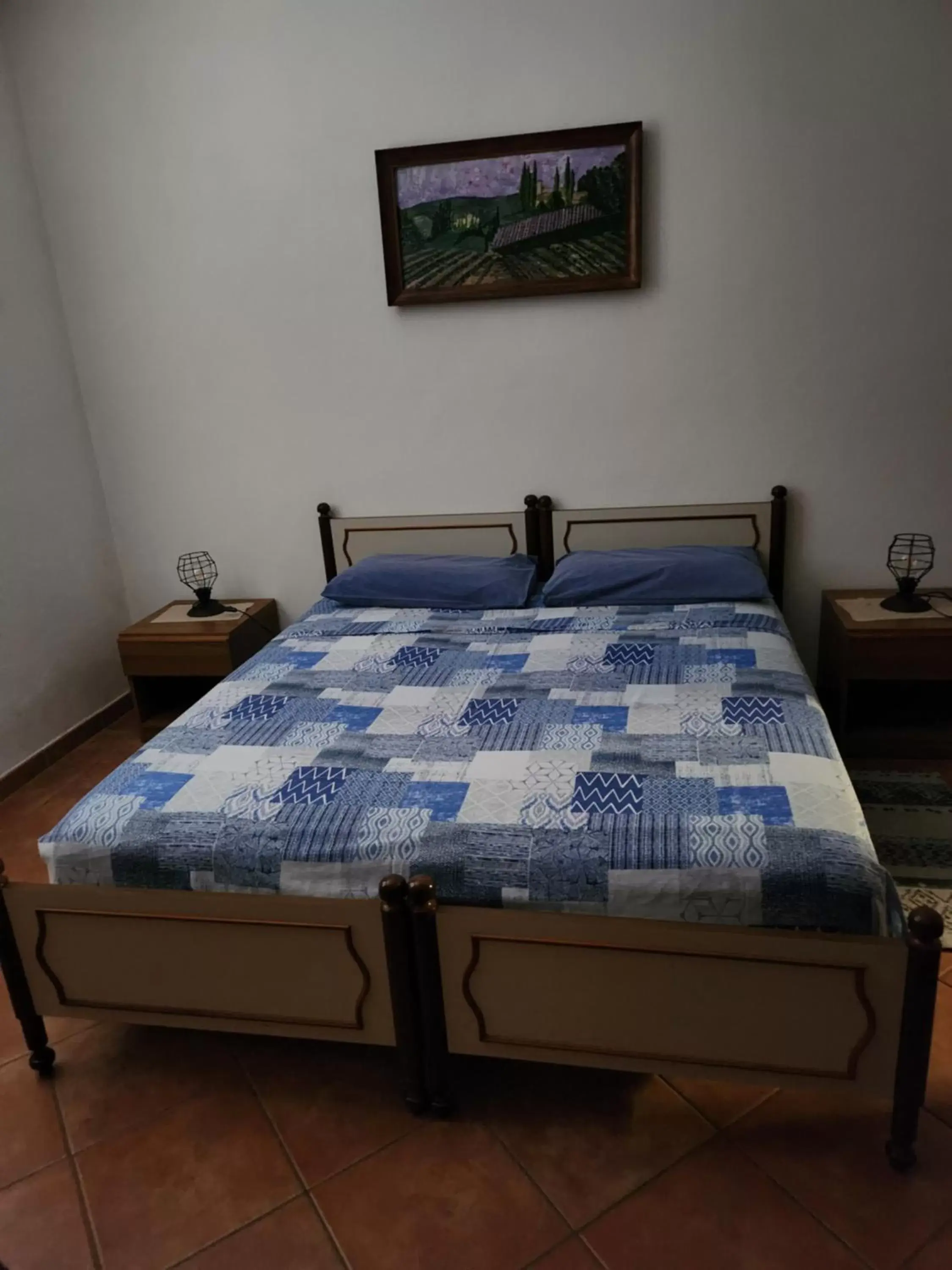 Large Double Room in Orto degli Ulivi Large Double Room in Orto degli Ulivi
