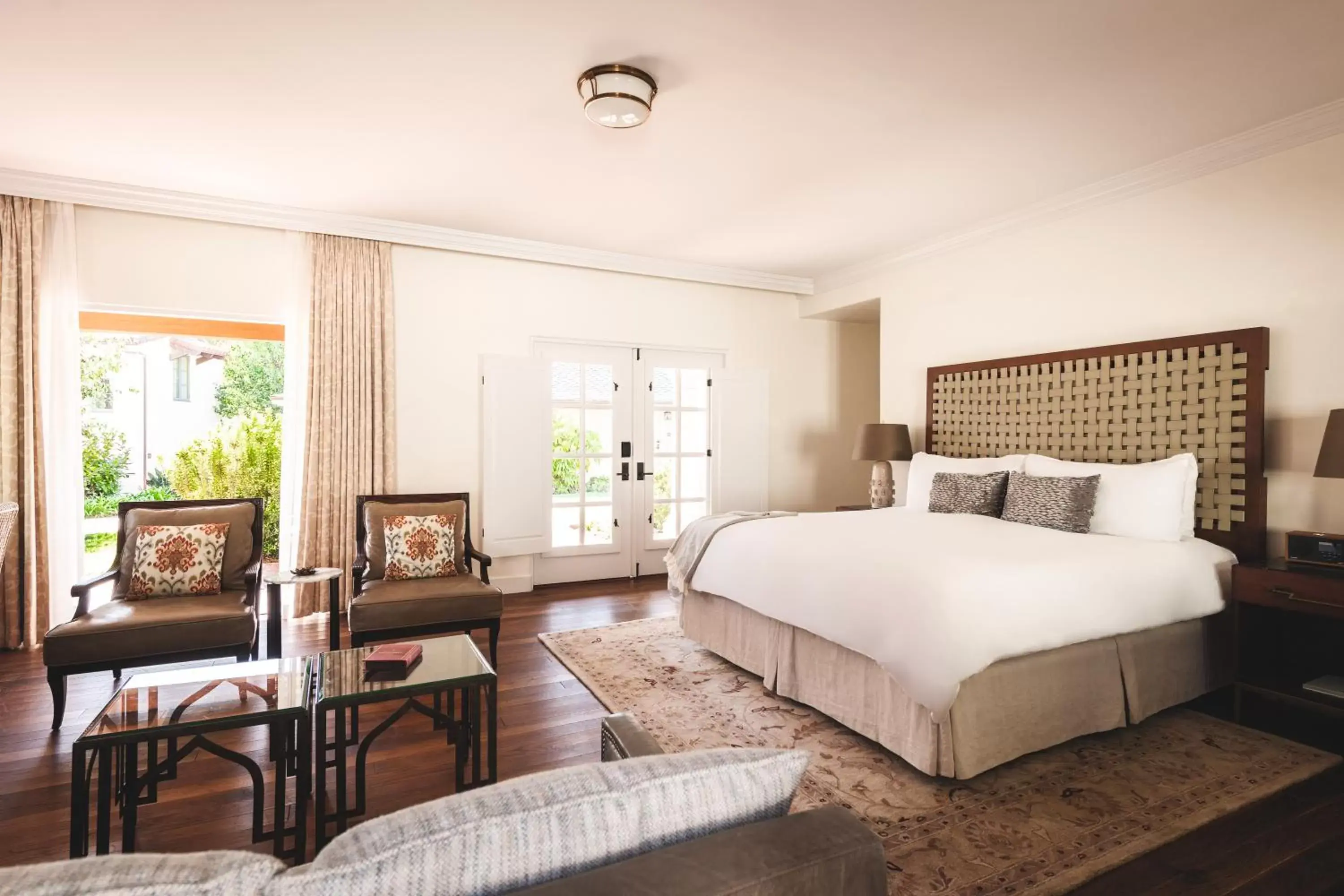 Bed in El Encanto, A Belmond Hotel, Santa Barbara