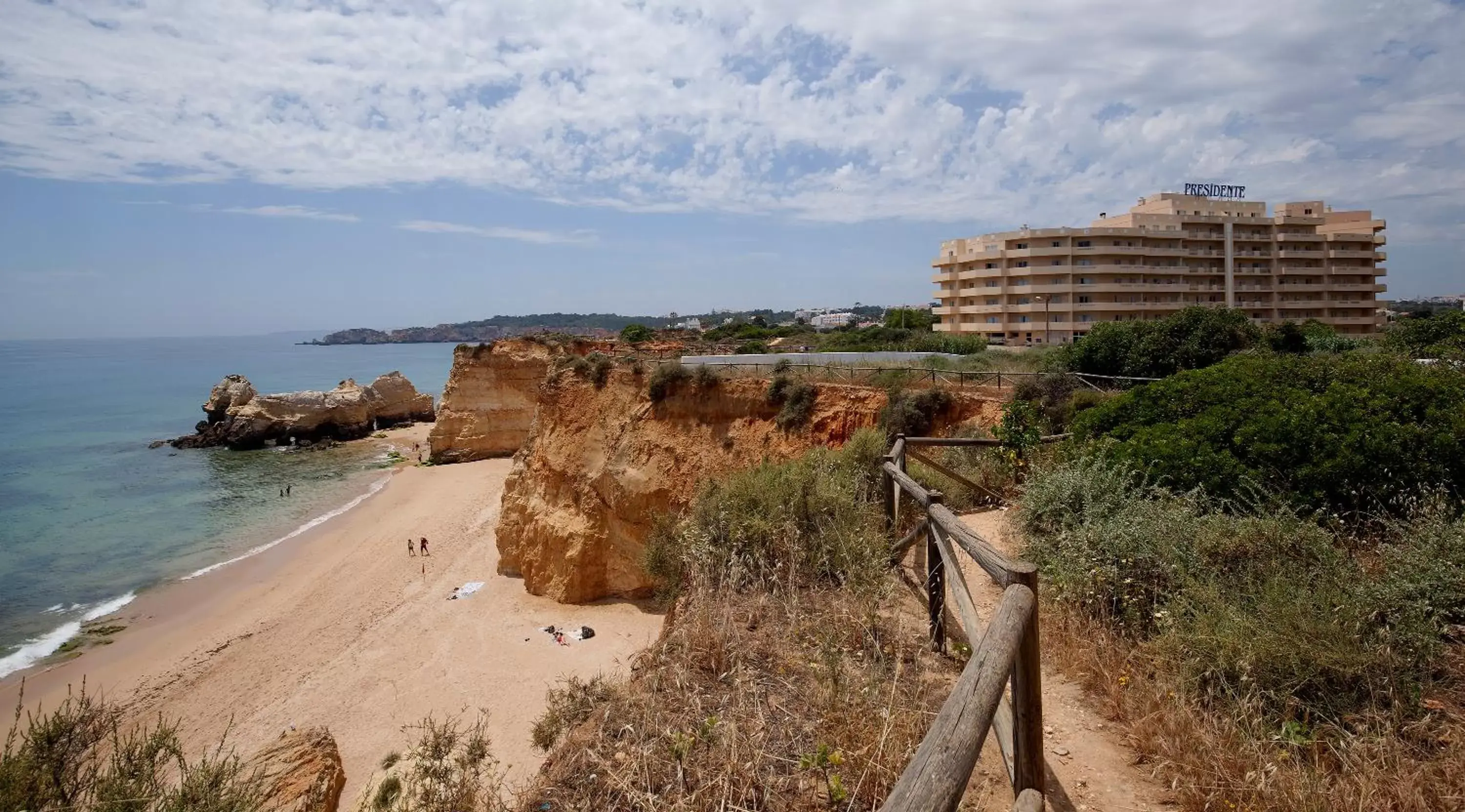 Property building, Beach in TURIM Presidente Hotel