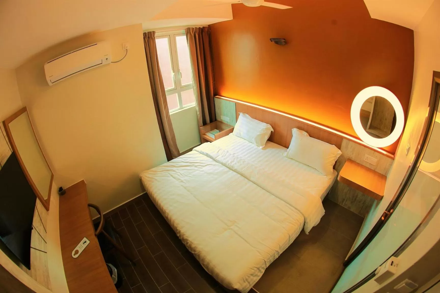 Bed in Pantai Regal Boutique Hotel