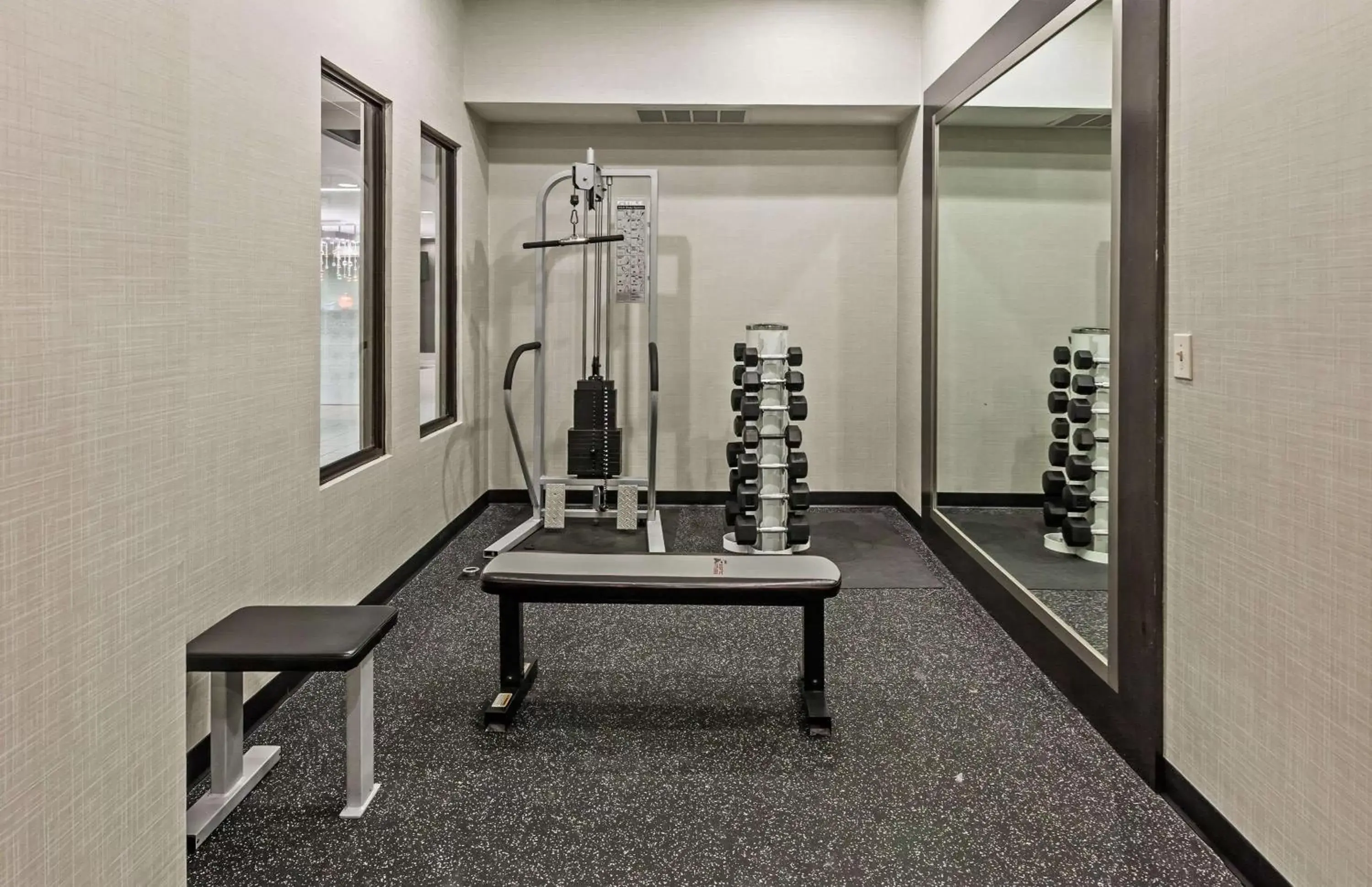 Fitness centre/facilities, Fitness Center/Facilities in Wingate by Wyndham Dallas/Las Colinas