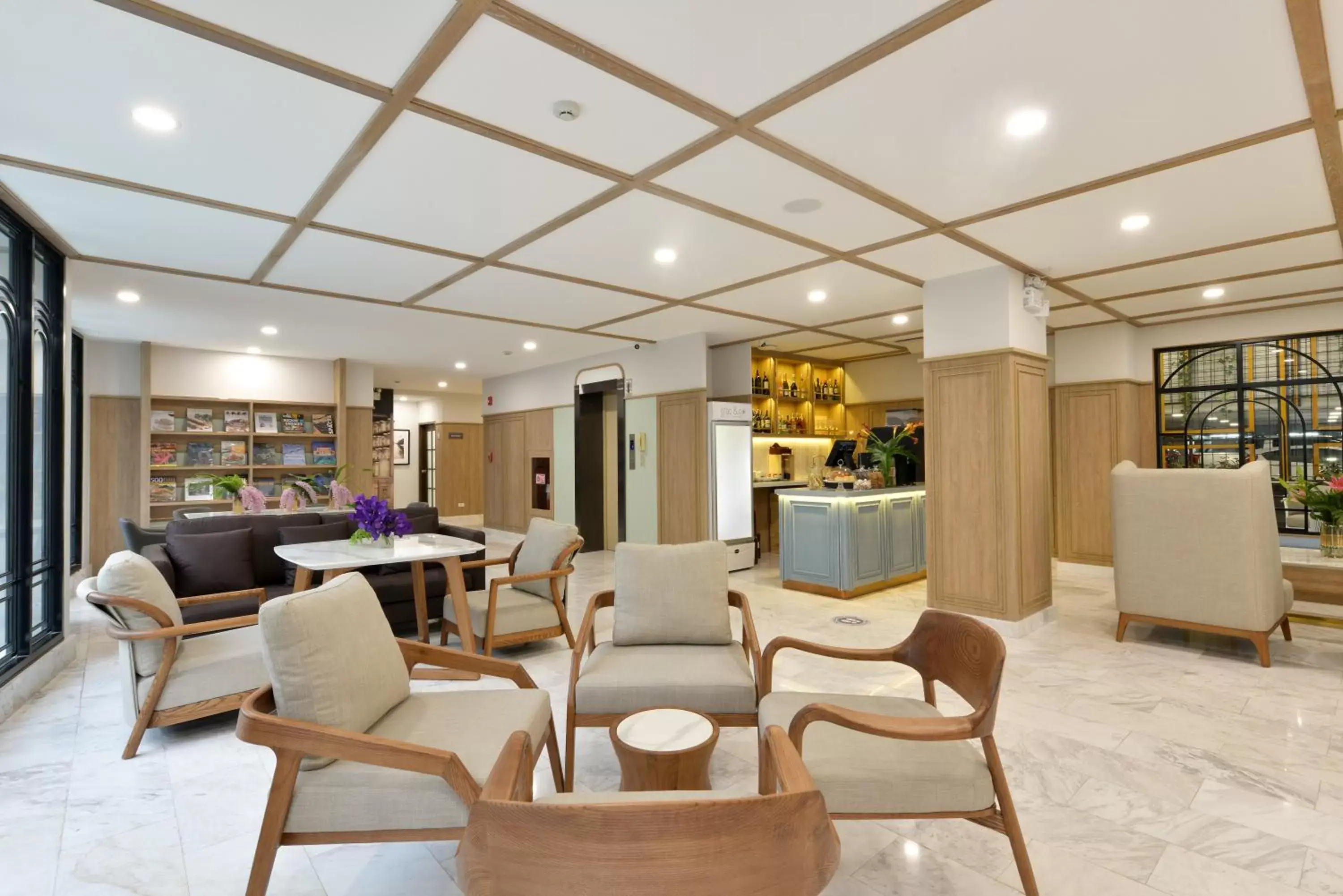 Lobby or reception, Lobby/Reception in Oakwood Hotel & Residence Bangkok SHA Plus Certified
