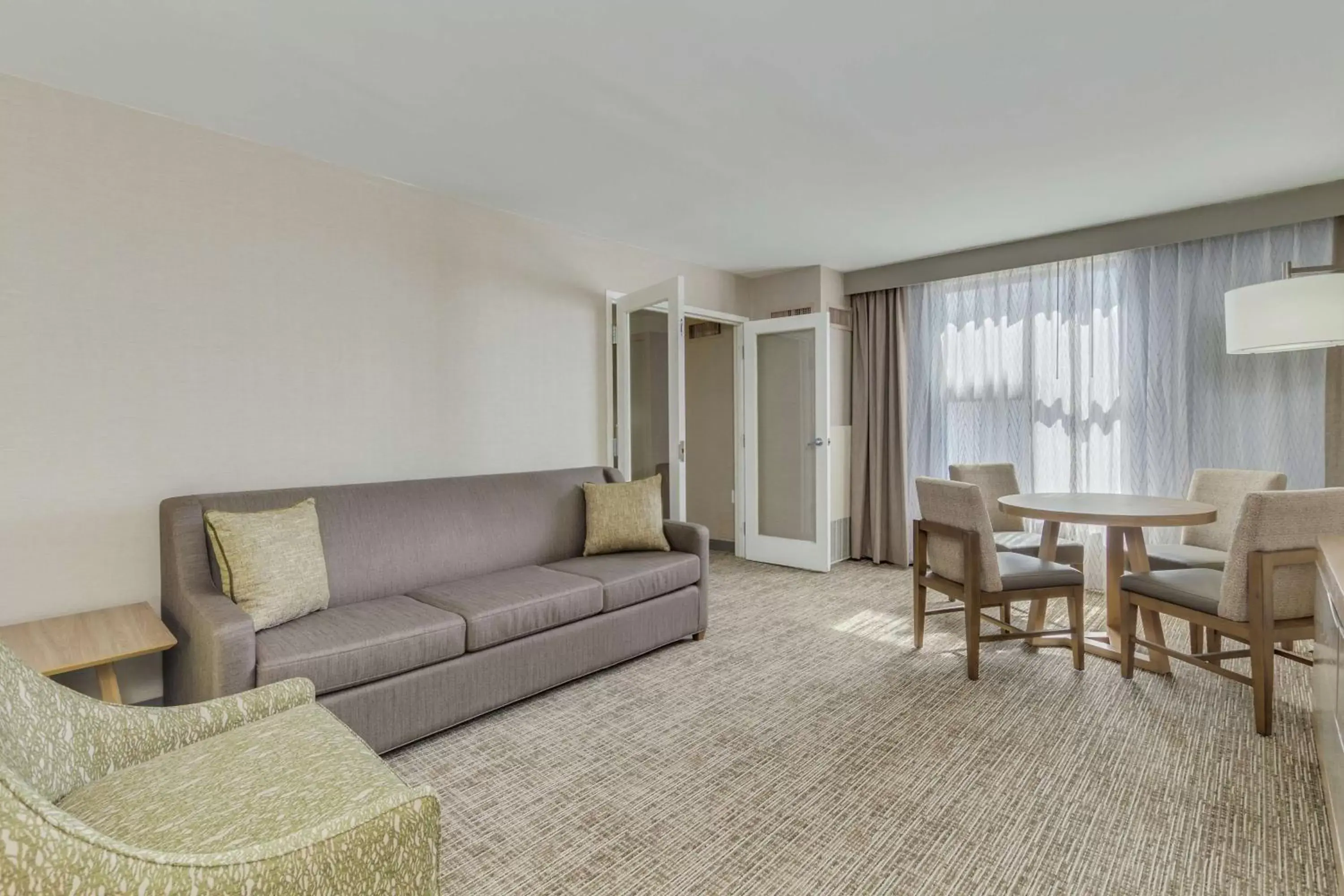 Living room, Seating Area in DoubleTree by Hilton Chandler Phoenix, AZ