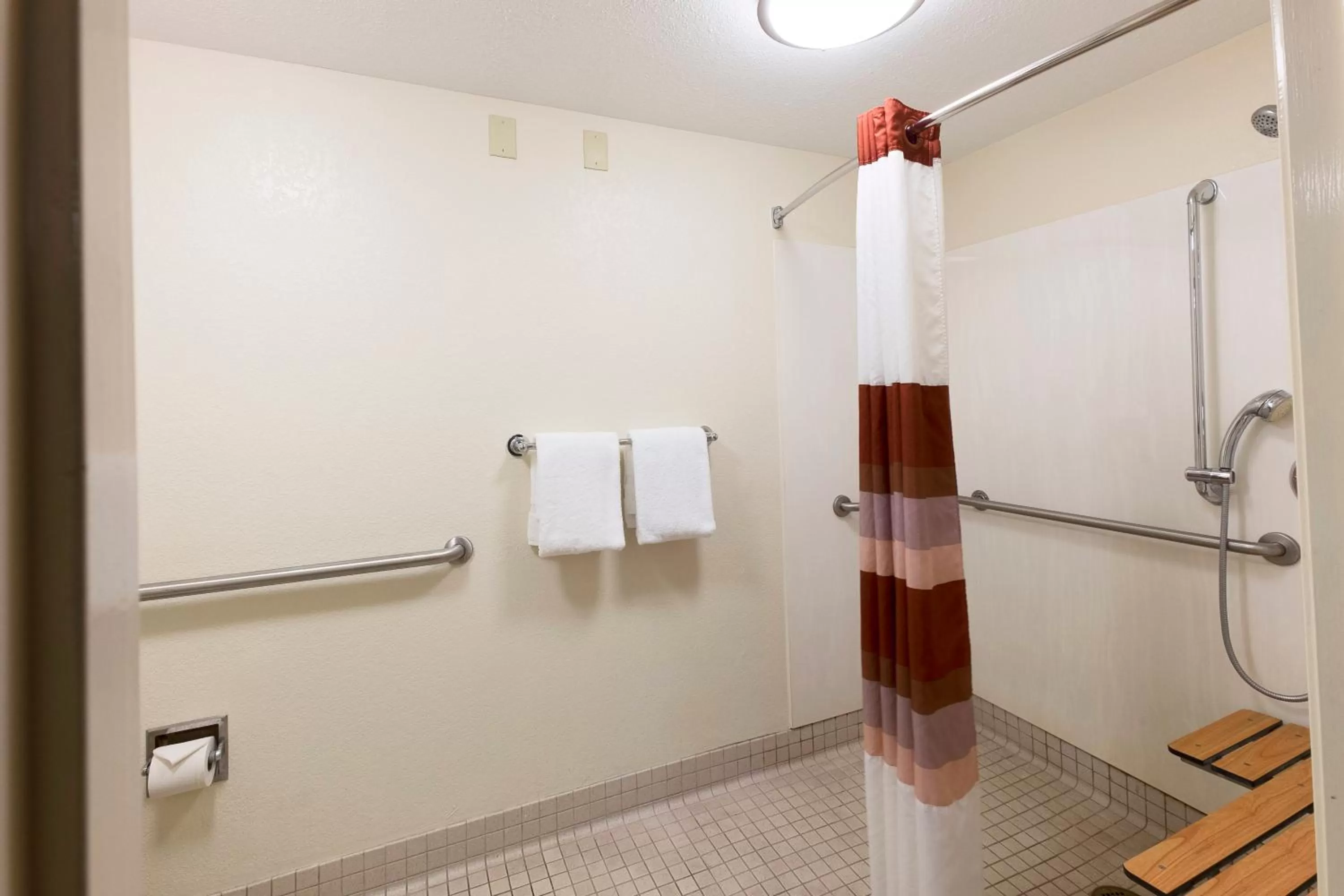 Bathroom in Red Roof Inn PLUS+ West Springfield