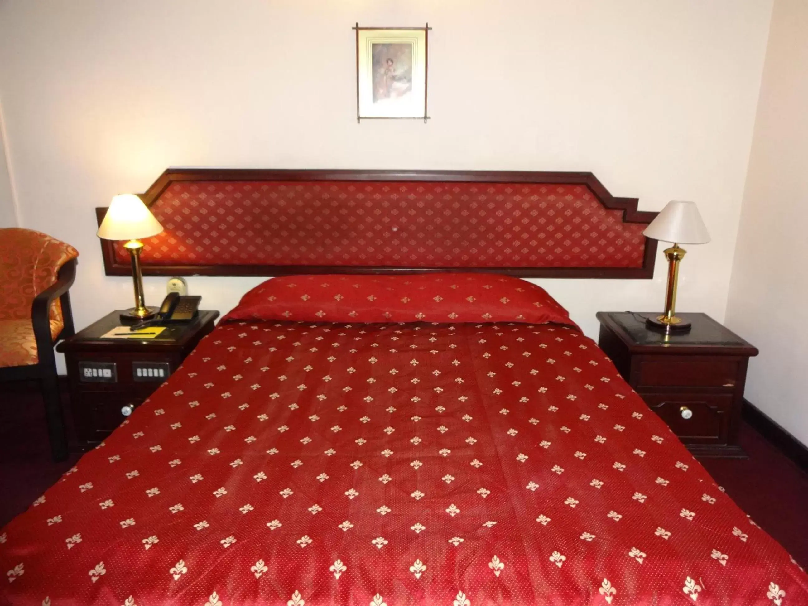 Bed in Malabar Palace