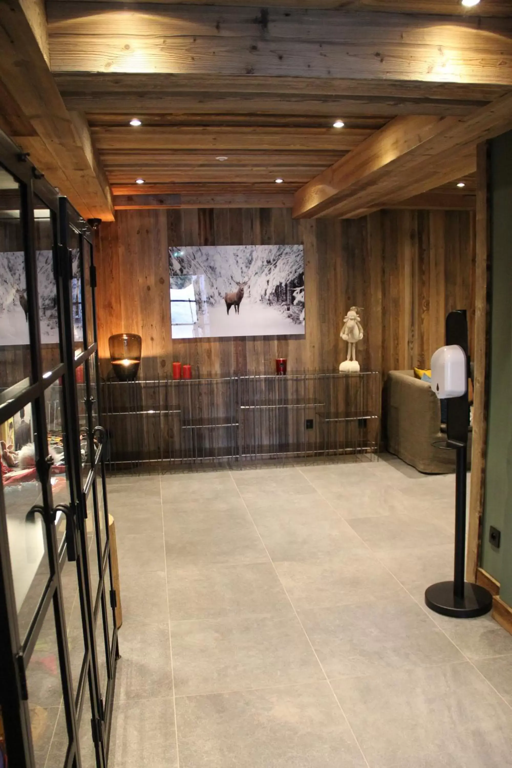Lobby or reception in Hotel MONT-BLANC VAL D'ISERE