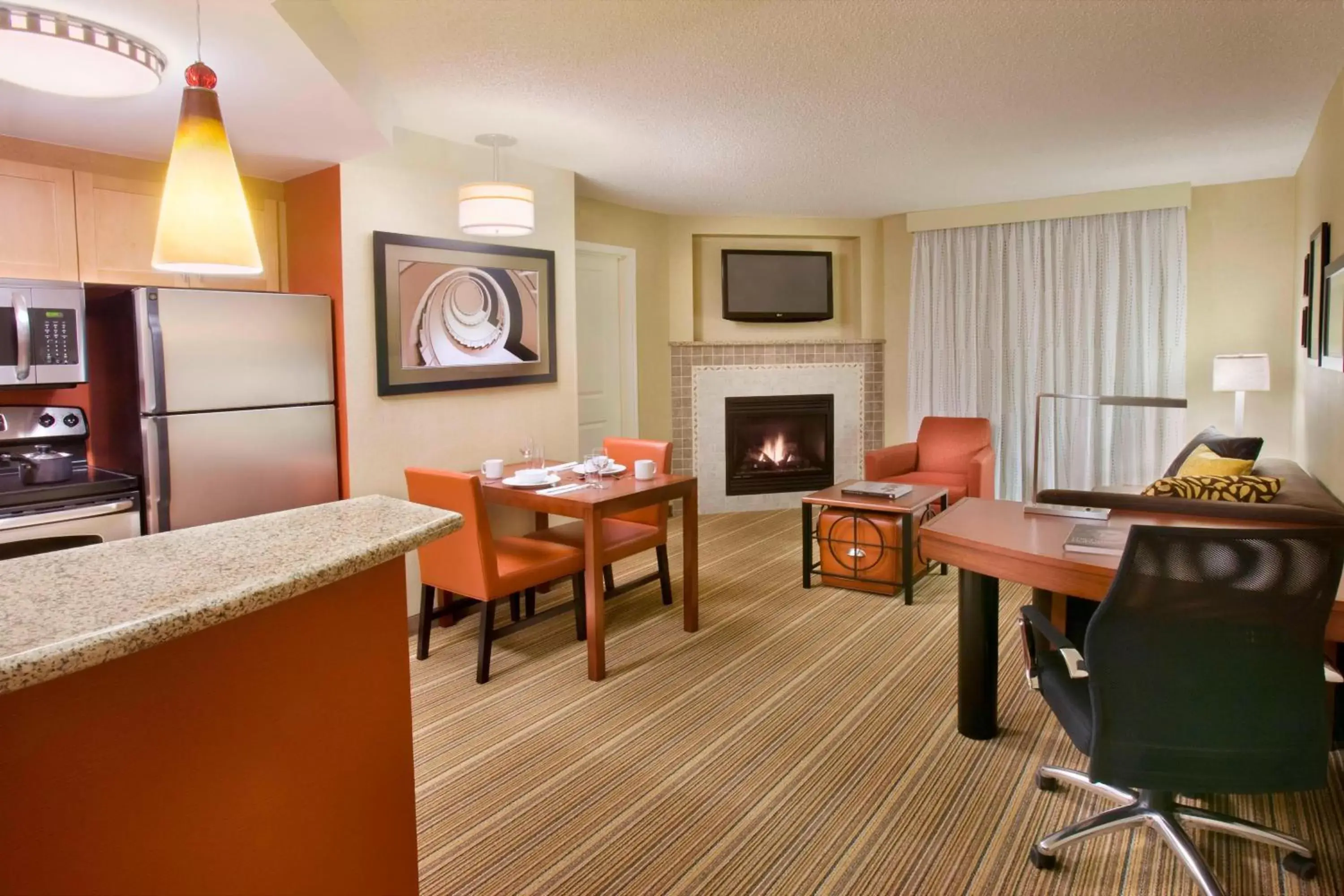 Bedroom, Seating Area in Residence Inn by Marriott Calgary Airport