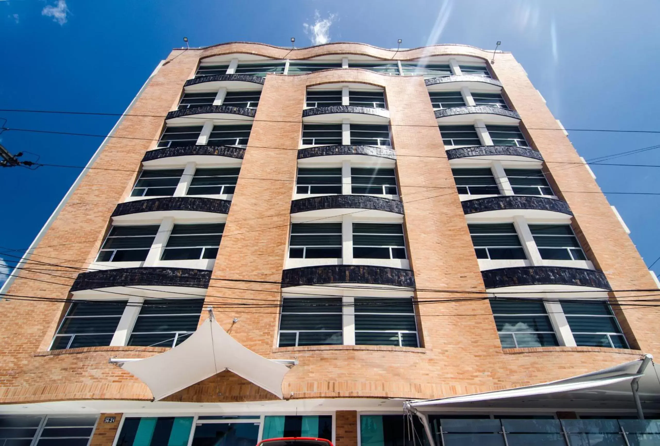 Facade/entrance, Property Building in Hotel Parque 63