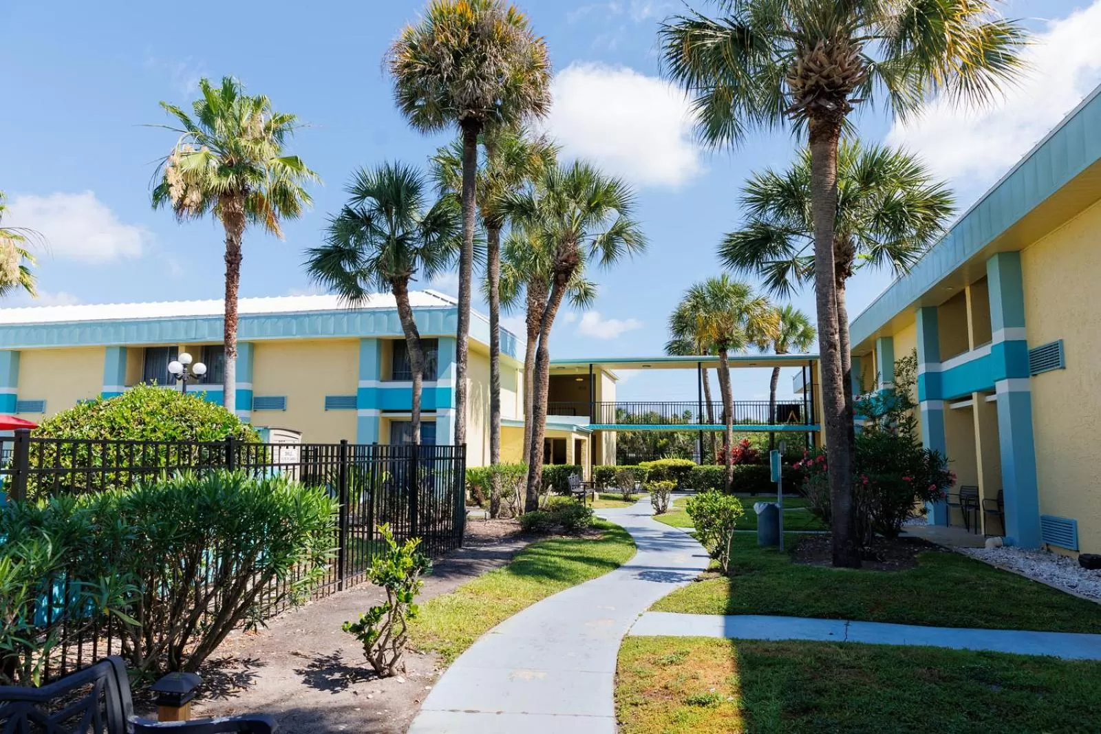 Property building in Garnet Inn & Suites, Orlando