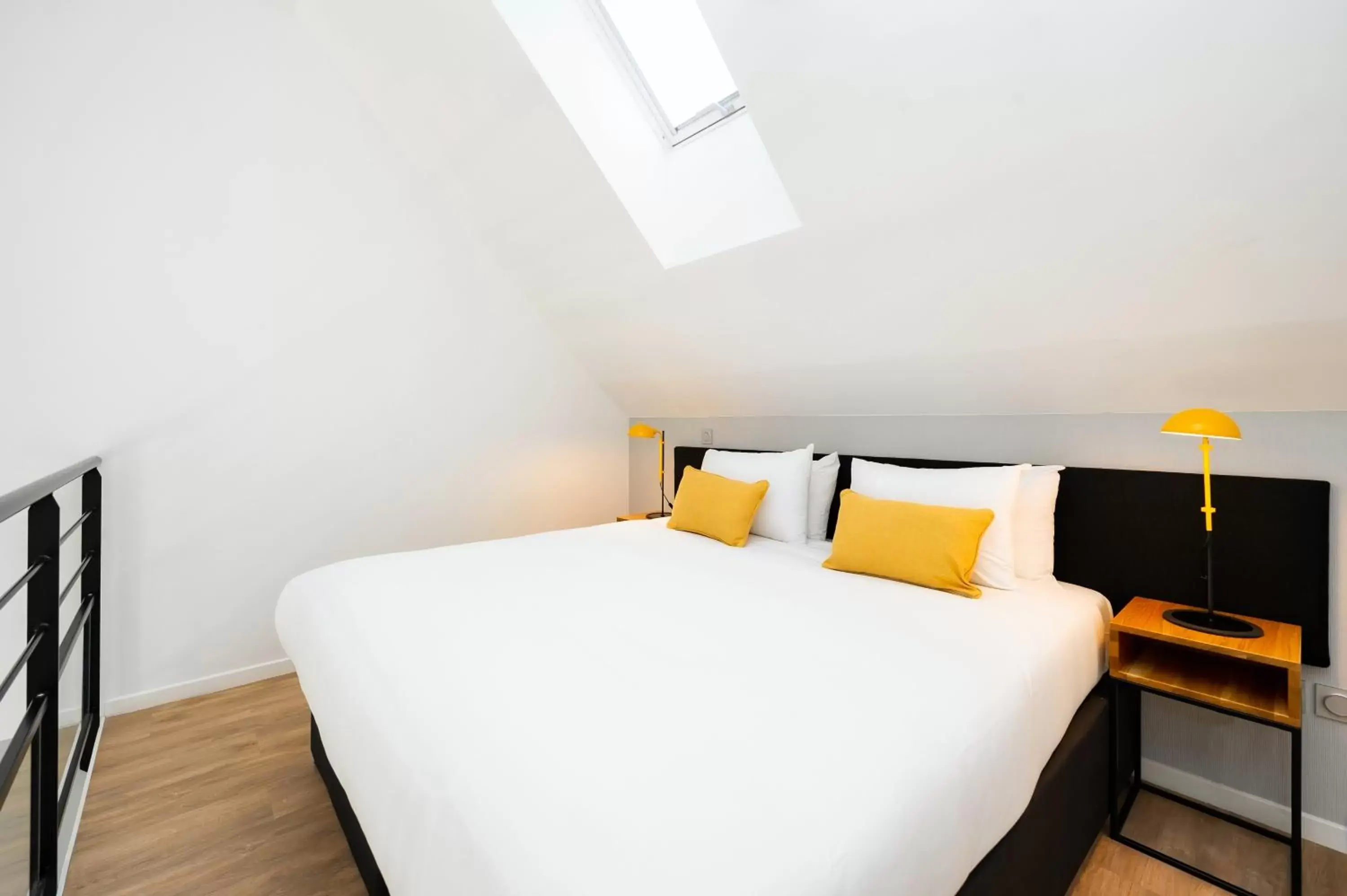 Bed in Staycity Aparthotels near Disneyland Paris