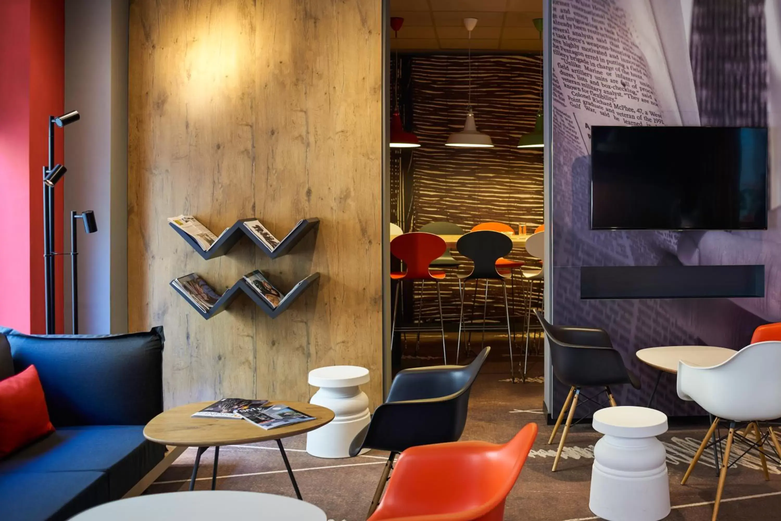Seating area in ibis Jerusalem city Center - An AccorHotels Brand