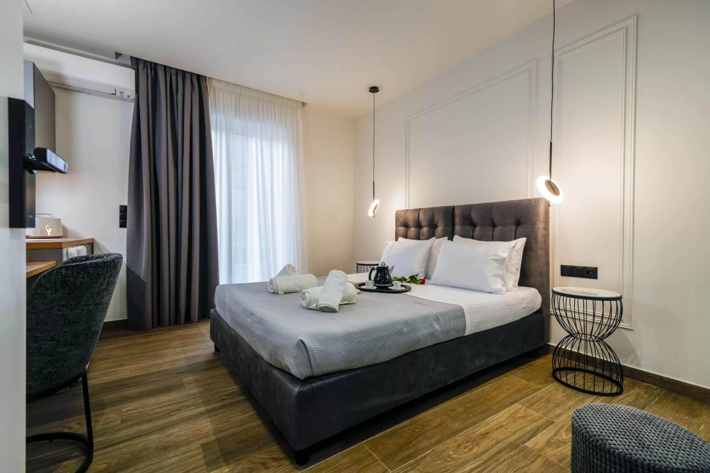 Photo of the whole room, Bed in CASA DIVINUS SUITES