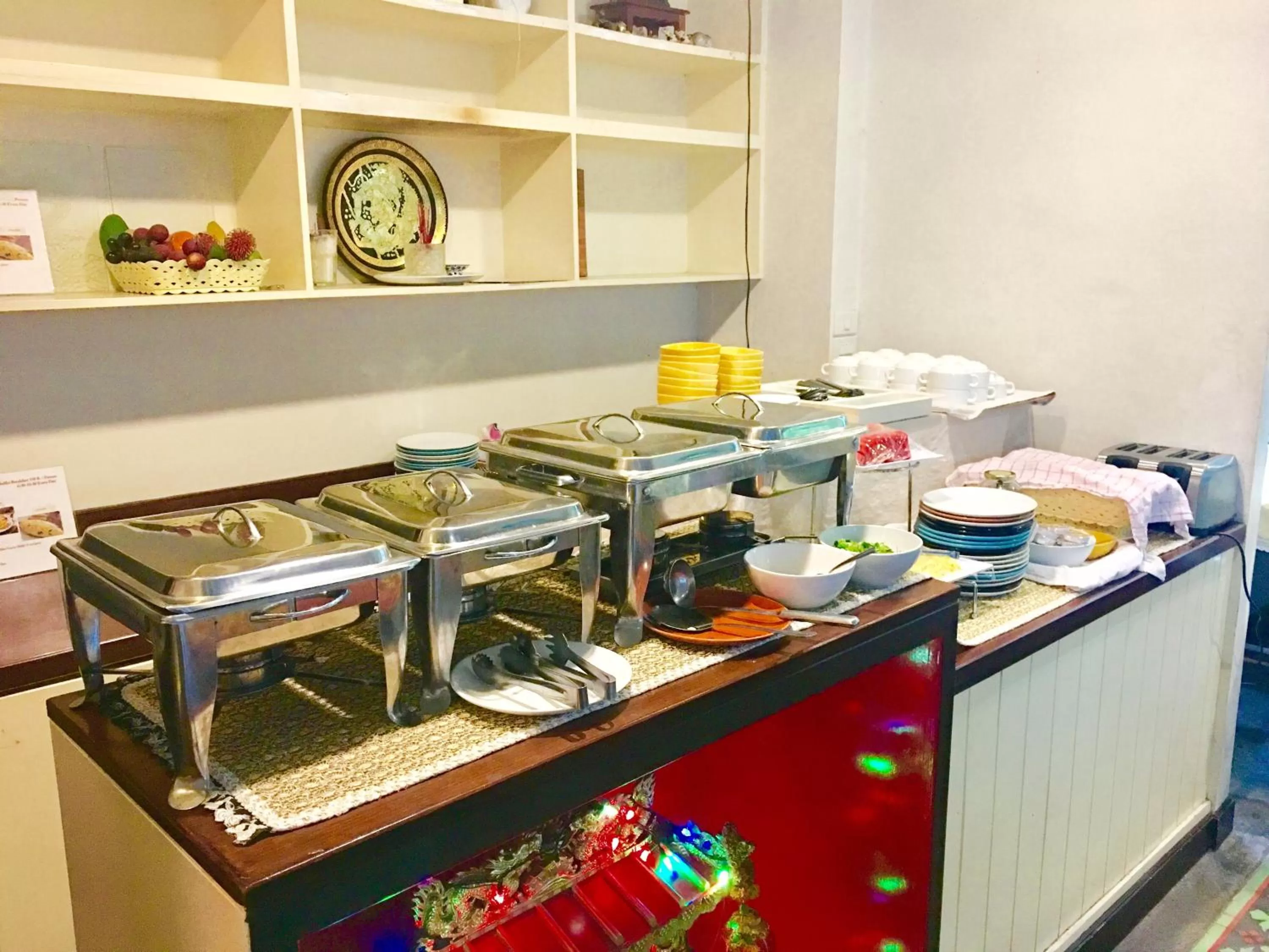 Restaurant/places to eat in Sabye Bangkok