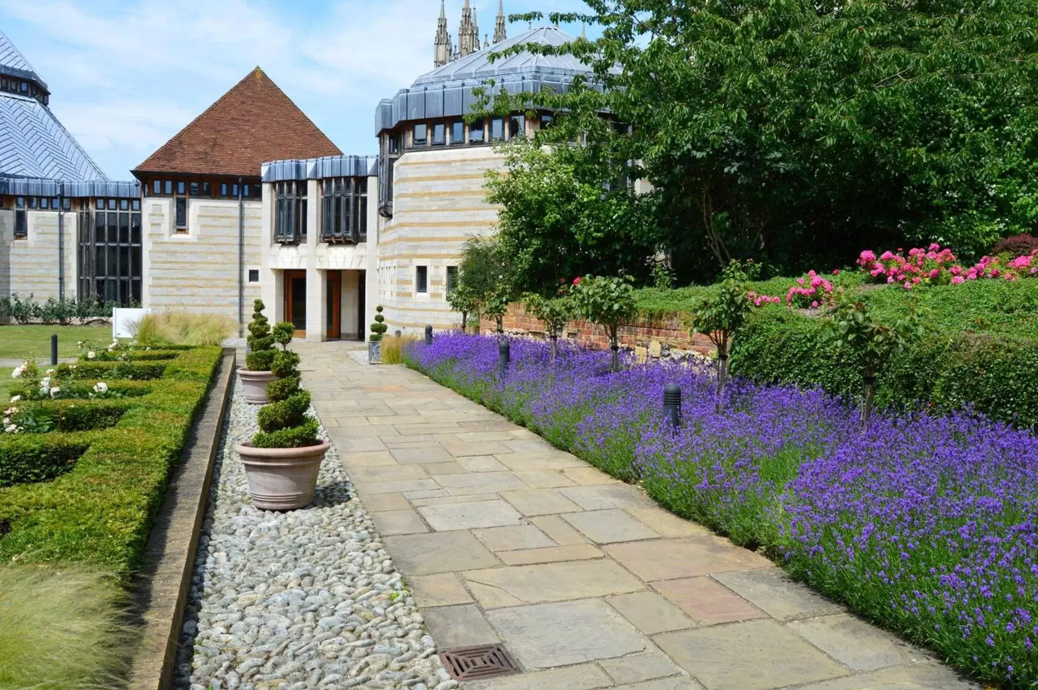 Facade/entrance, Property Building in Canterbury Cathedral Lodge