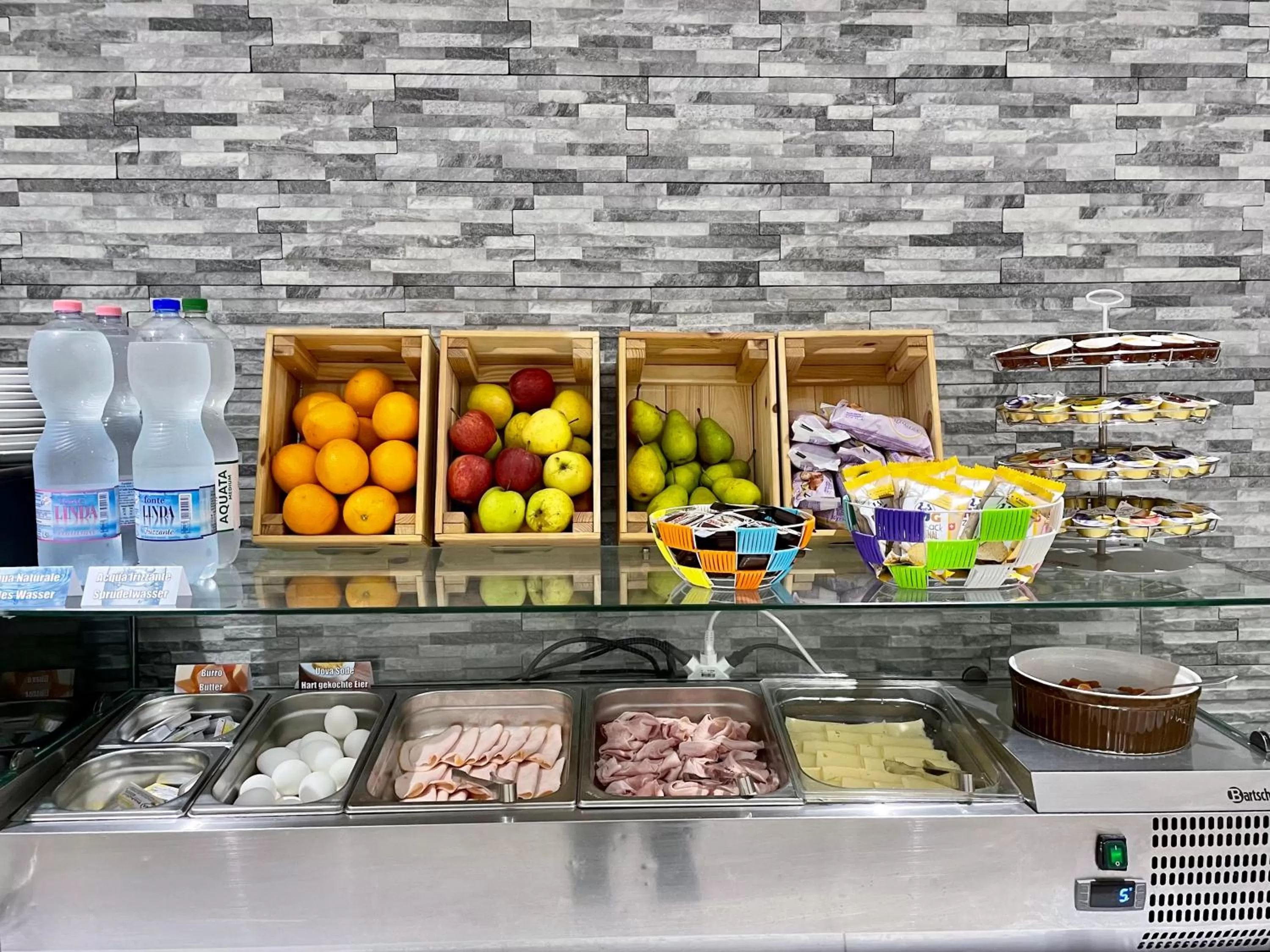 Food and drinks in Hotel Gamper