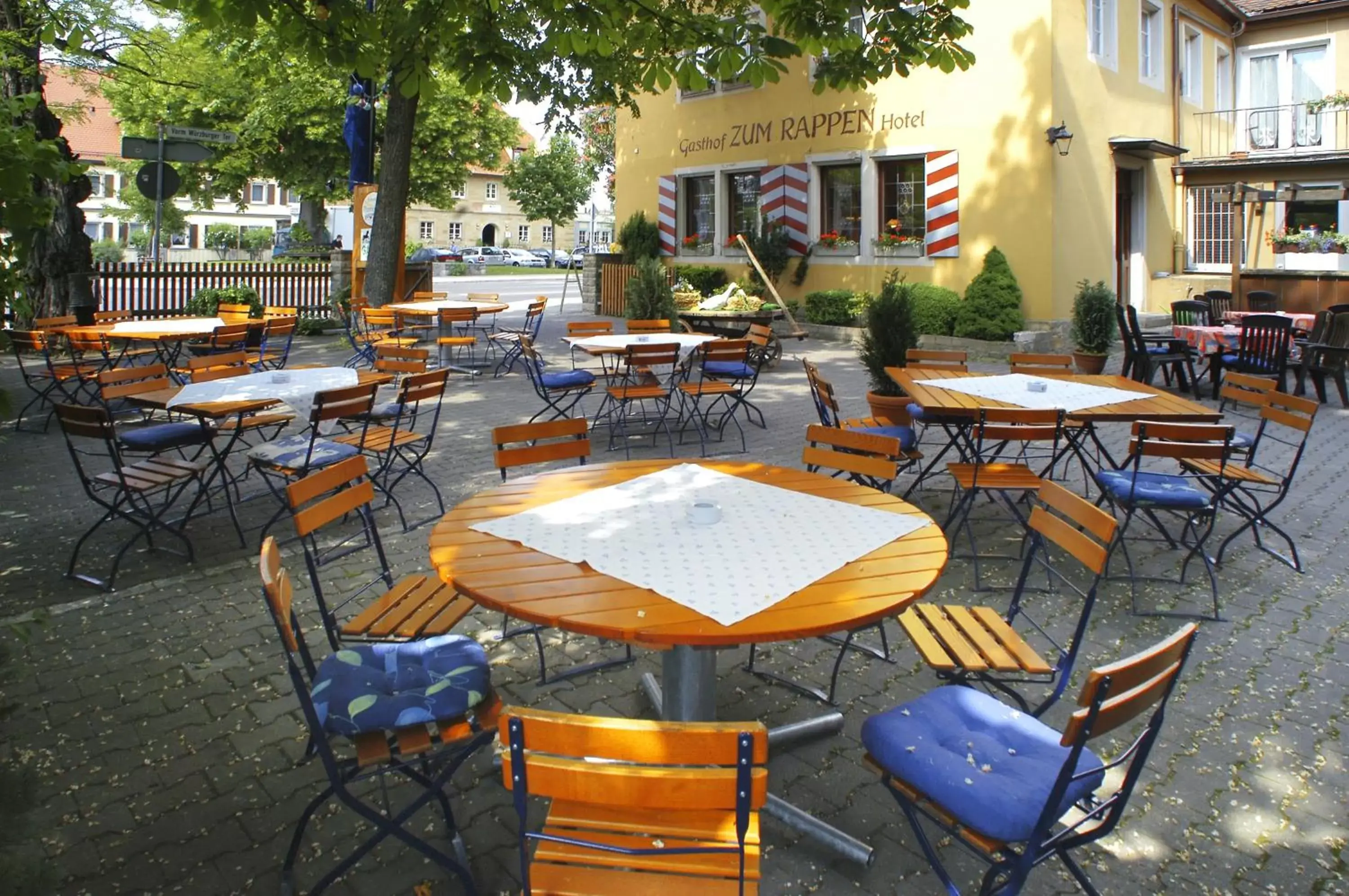 Balcony/Terrace, Restaurant/Places to Eat in Hotel Rappen Rothenburg ob der Tauber