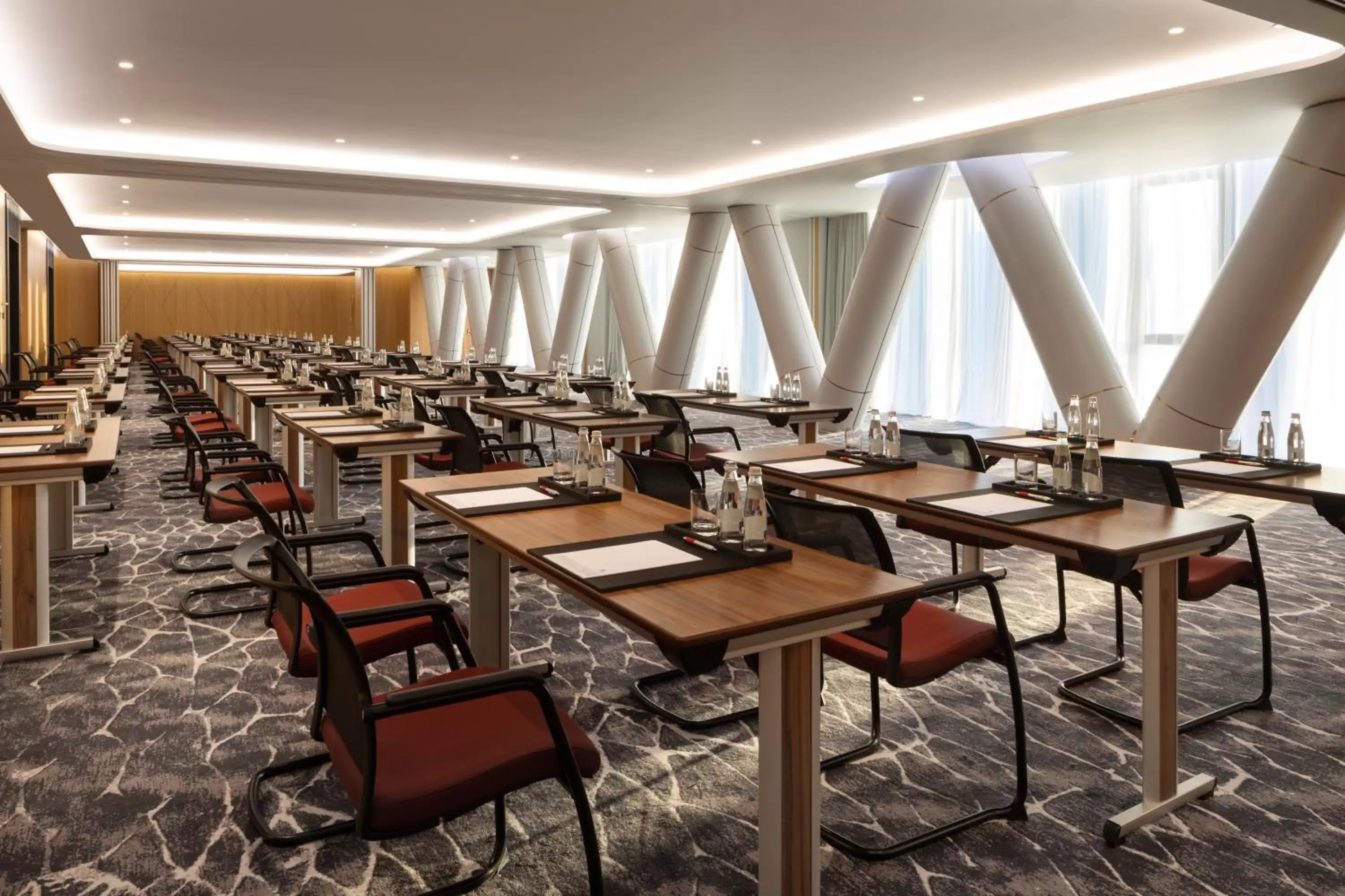Meeting/conference room, Restaurant/Places to Eat in Tirana Marriott Hotel