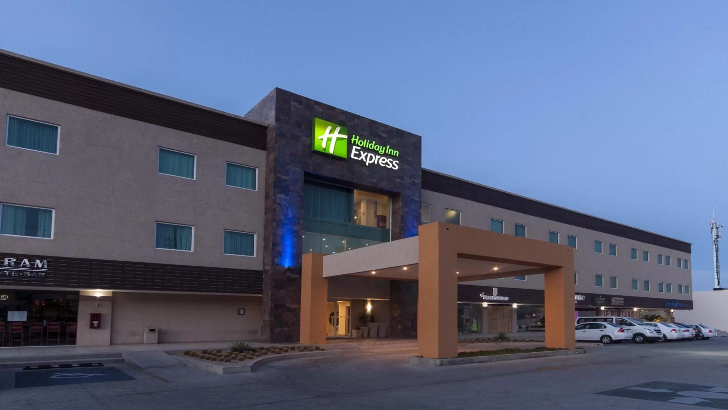 Property building in Holiday Inn Express Cabo San Lucas by IHG