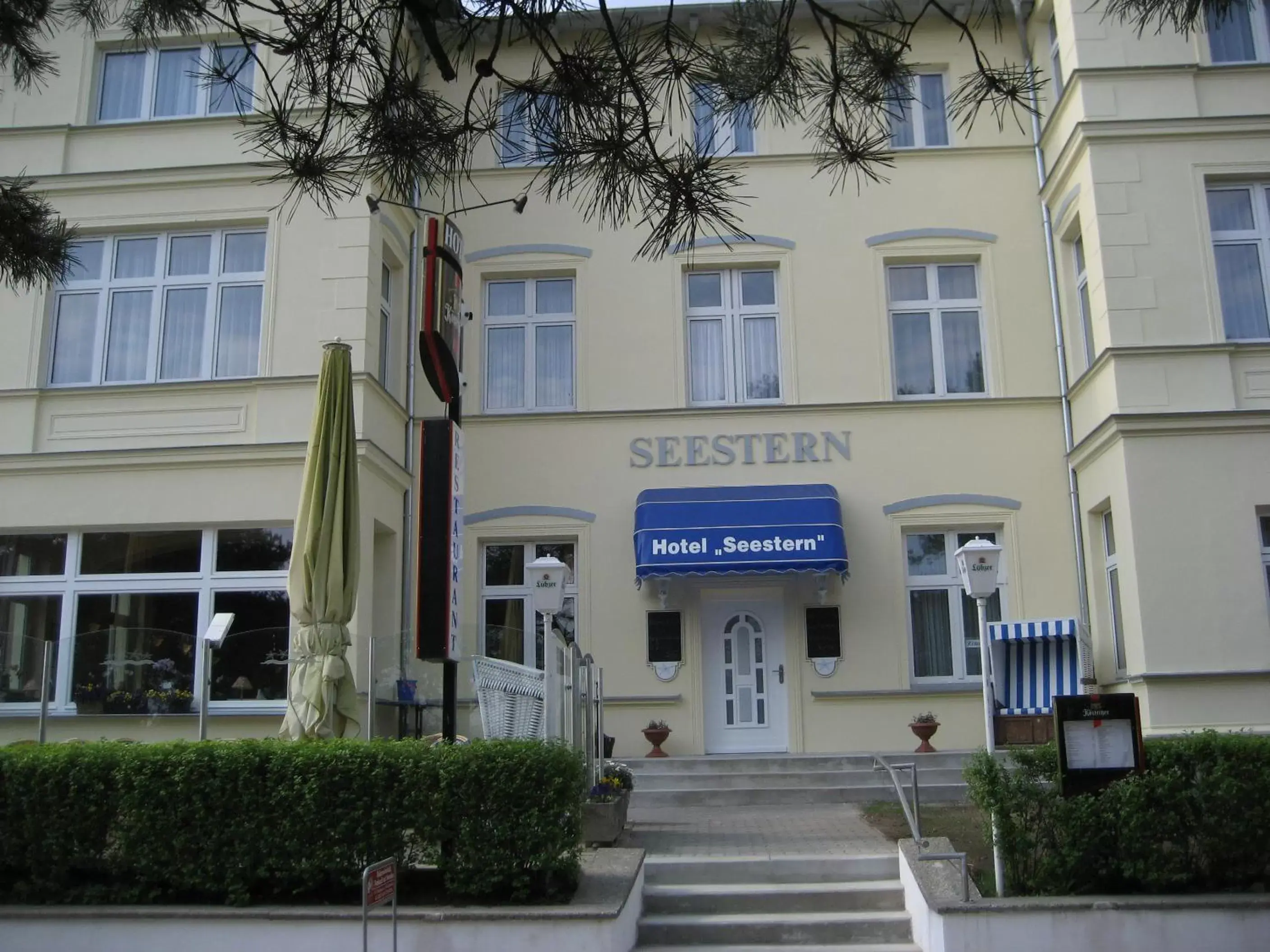 Facade/entrance in Hotel Seestern