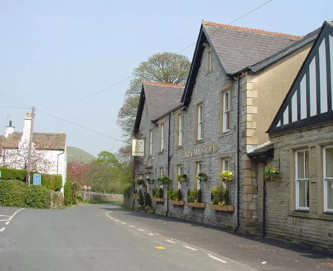 Facade/entrance, Property Building in Calf's Head Hotel