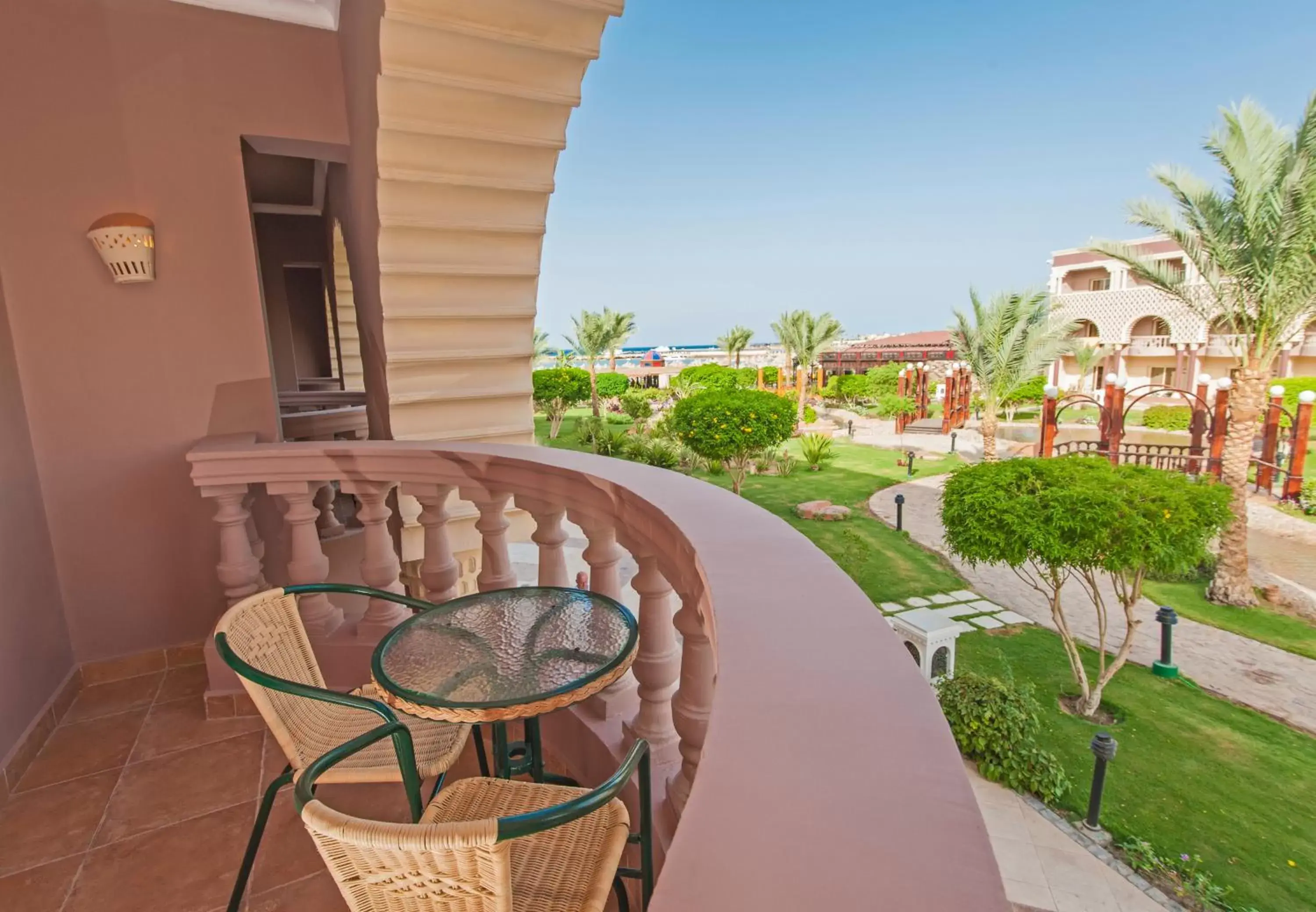 Standard Room with Garden View - single occupancy in Sunrise Mamlouk Palace Resort