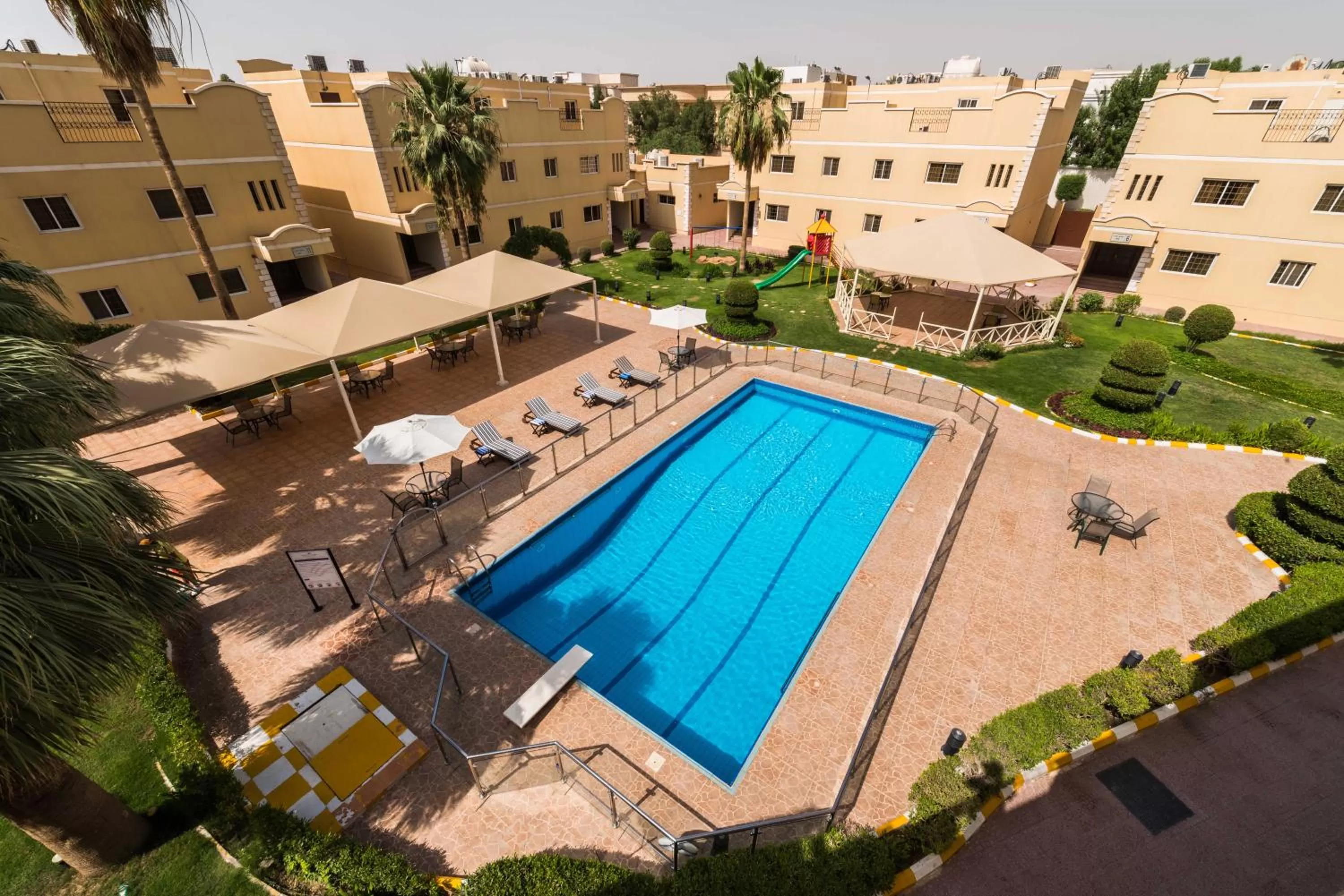 Day in Boudl Al Malaz