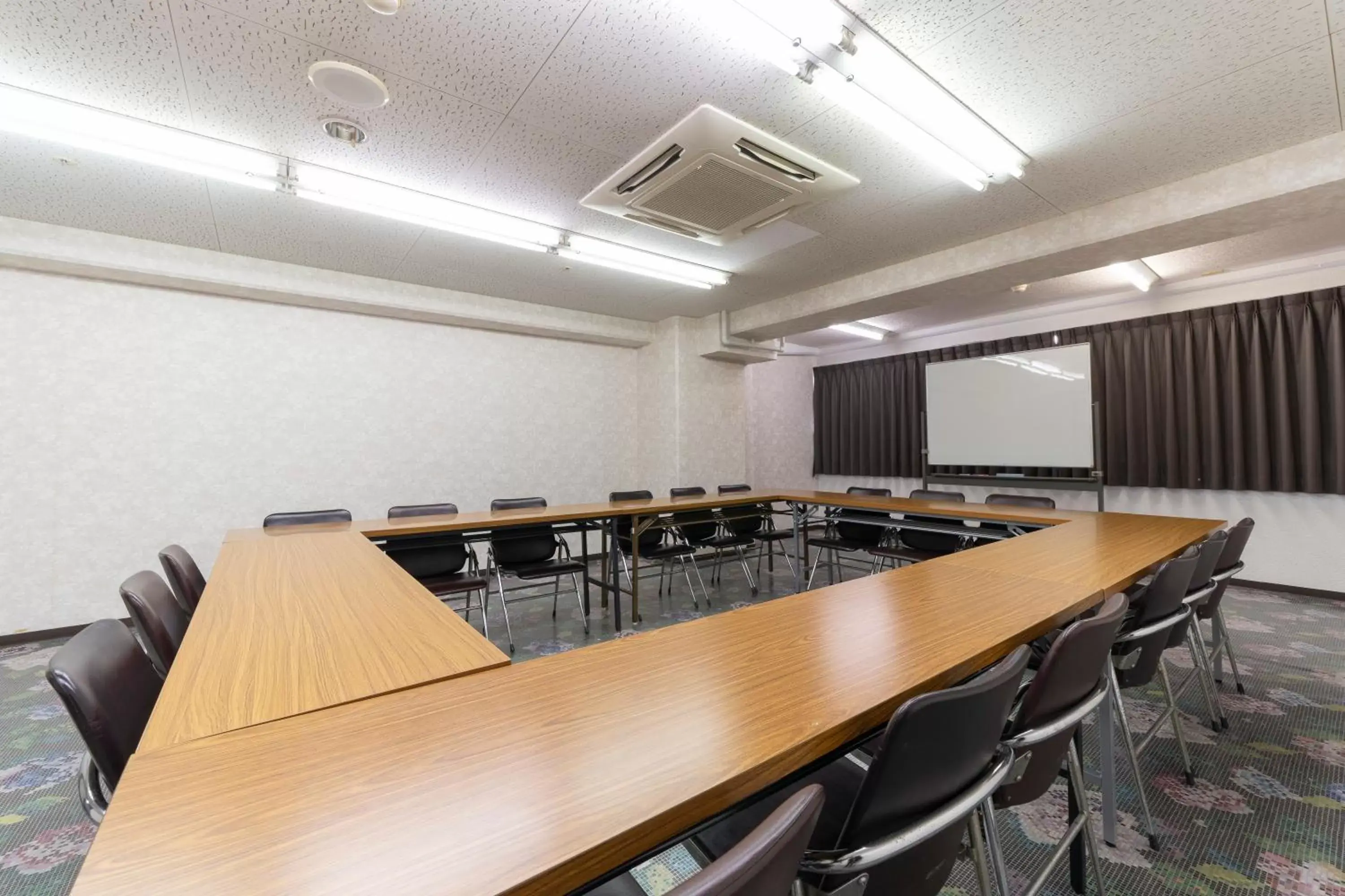 Meeting/conference room in HOTEL CITY INN WAKAYAMA Wakayama-Ekimae