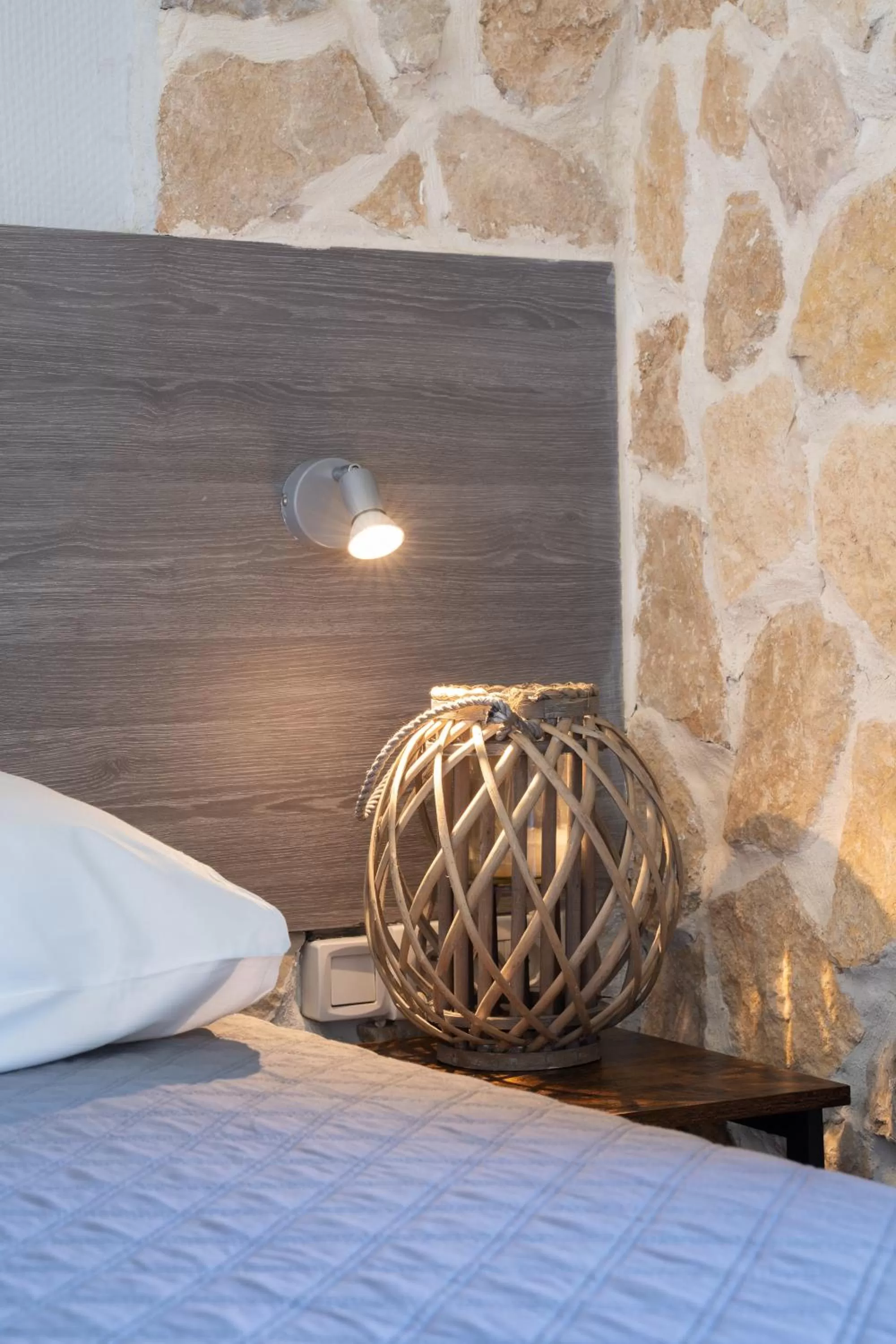 Bed in Hotel De Belgique à Menton