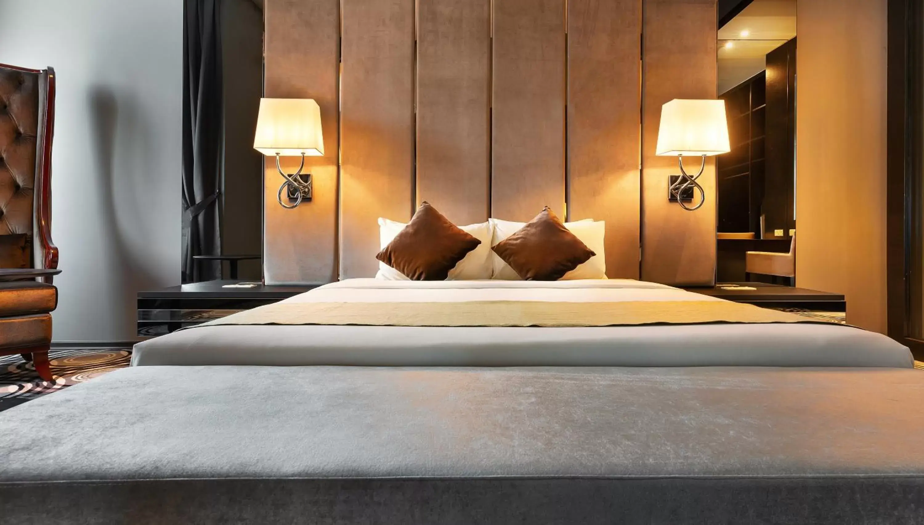 Bed in Le'venue Hotel