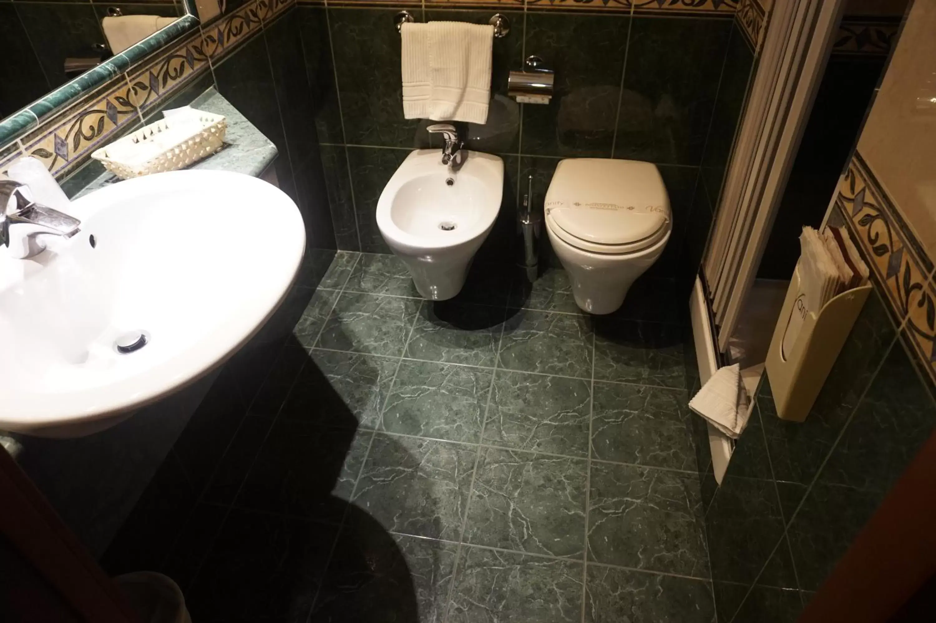 Bathroom in Hotel Miami